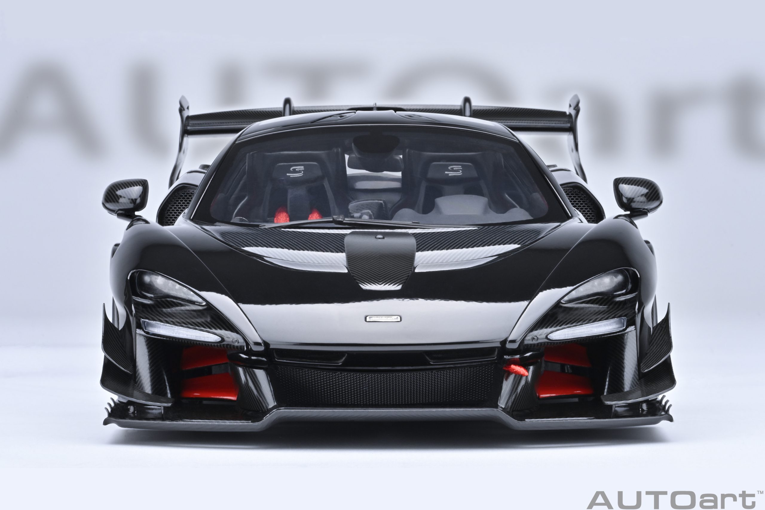 AUTOart McLaren Senna GTR 1:18 - Onyx Black - Image 5