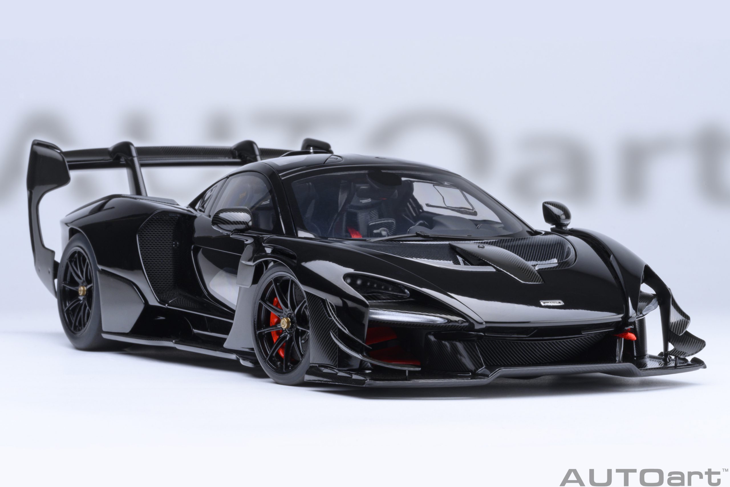 AUTOart McLaren Senna GTR 1:18 - Onyx Black - Image 14