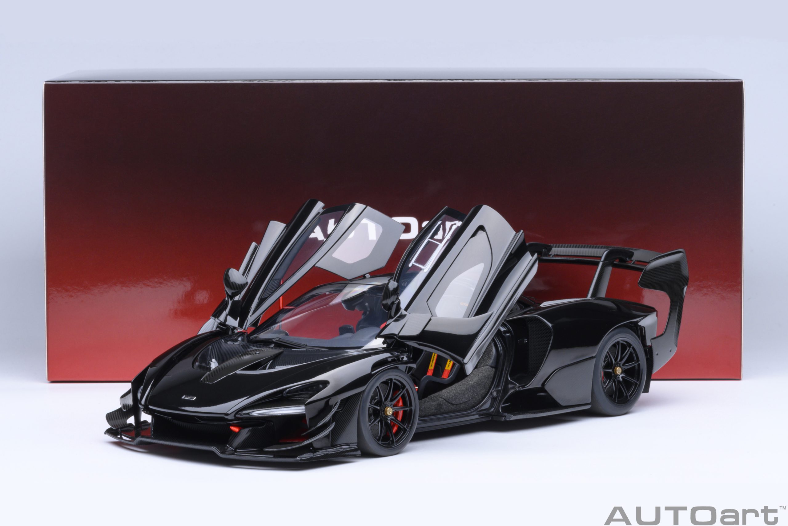 AUTOart McLaren Senna GTR 1:18 - Onyx Black - Image 18