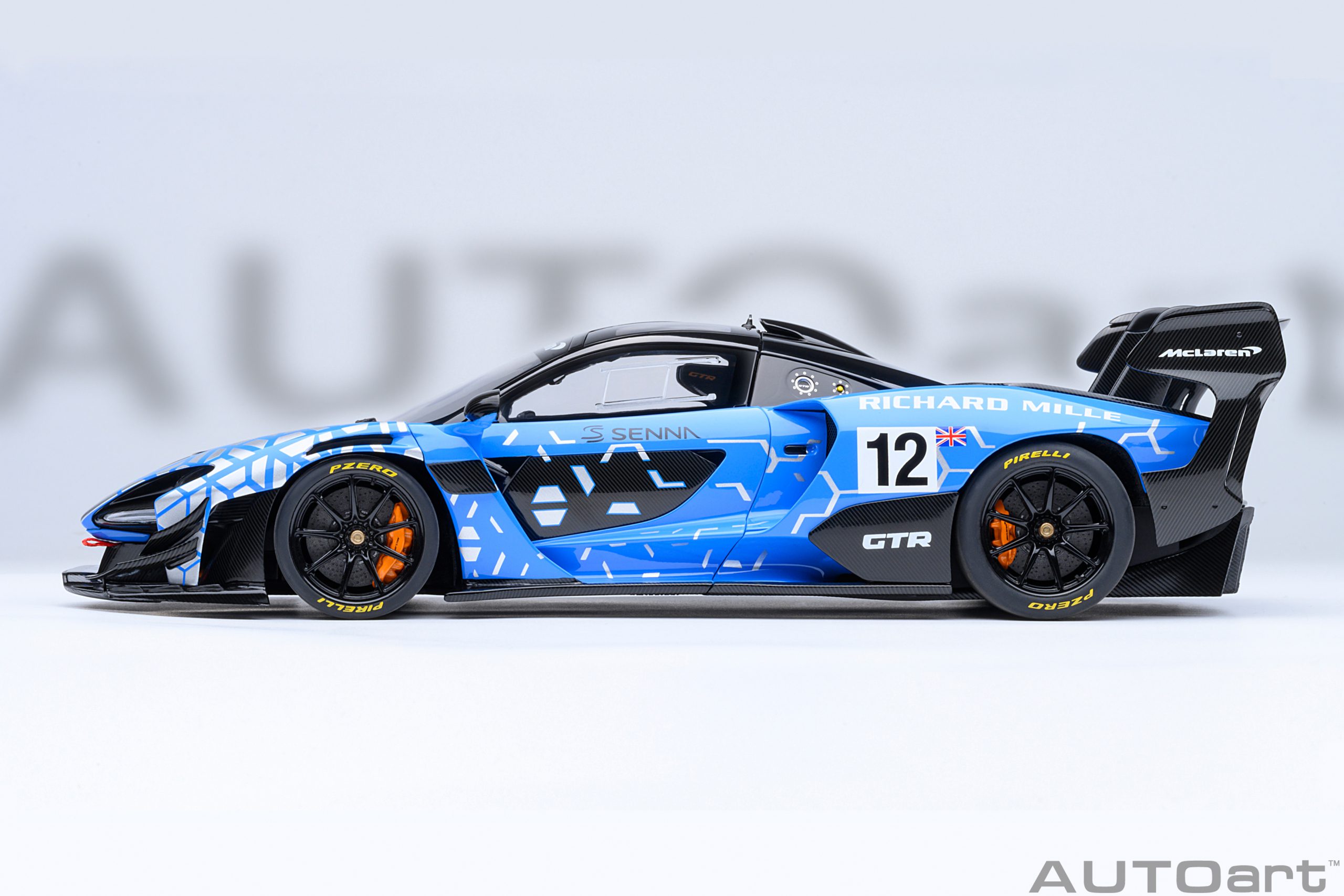 AUTOart McLaren Senna GTR (Presentation version #12) 1:18 - Image 3