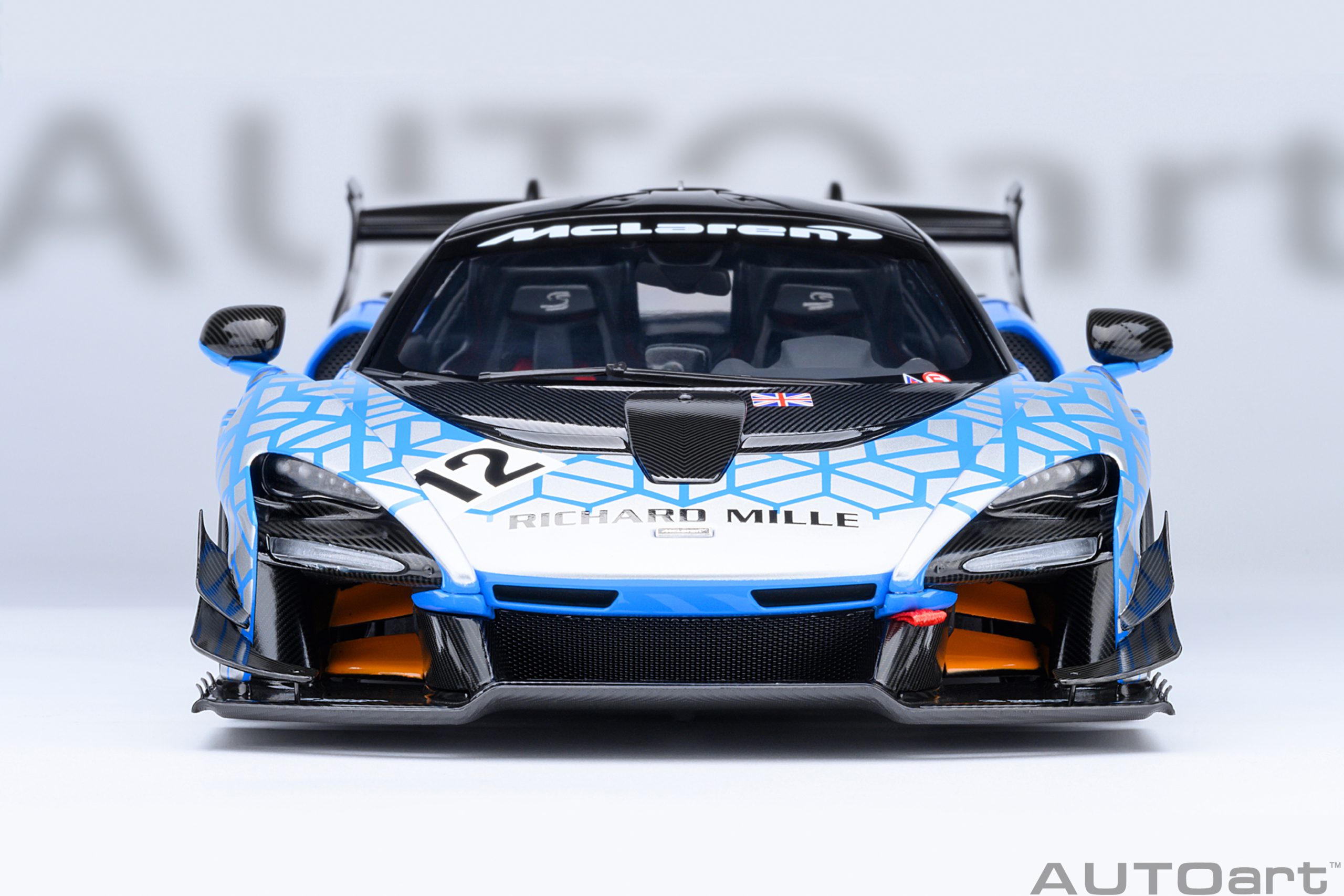 AUTOart McLaren Senna GTR (Presentation version #12) 1:18 - Image 5