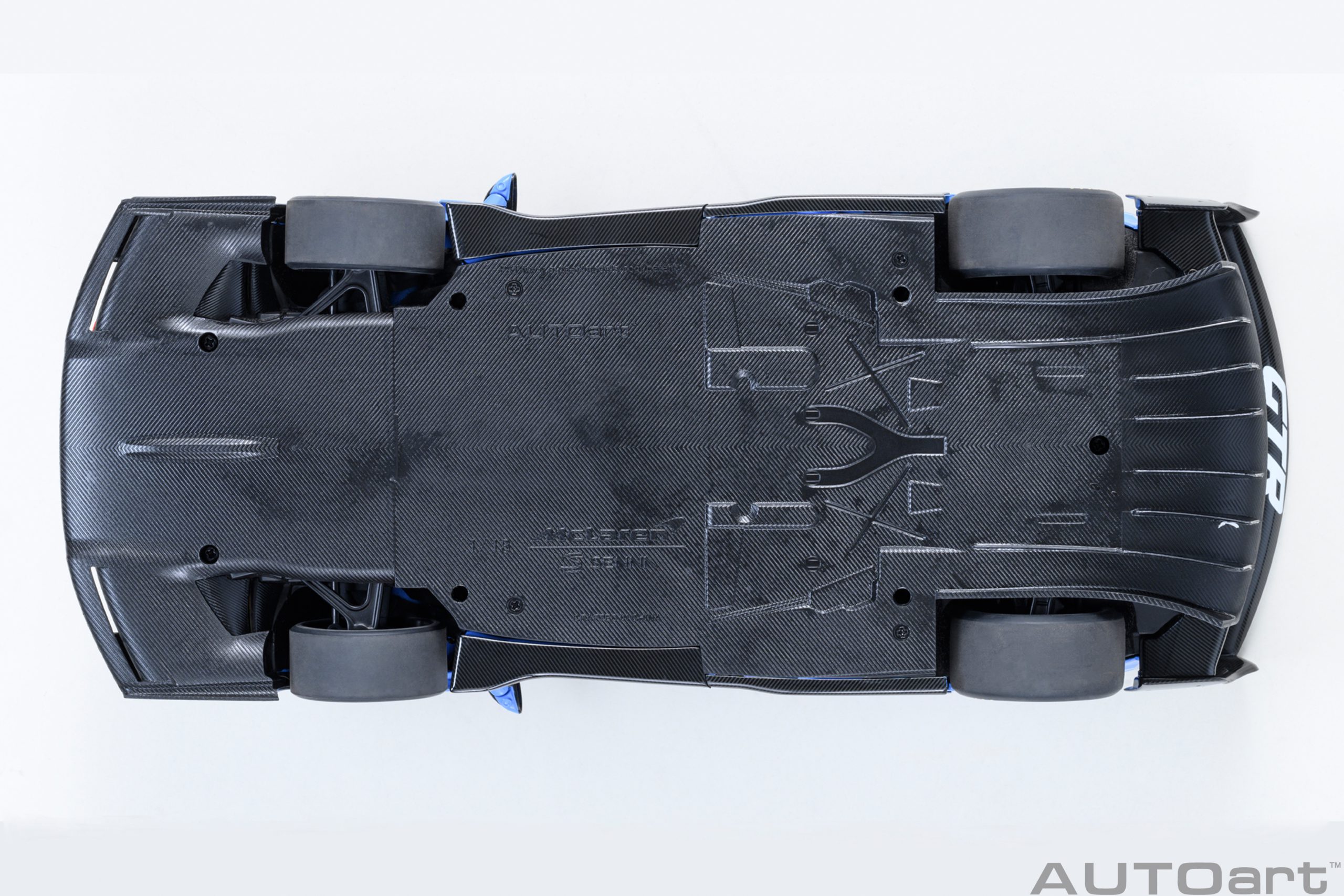 AUTOart McLaren Senna GTR (Presentation version #12) 1:18 - Image 8