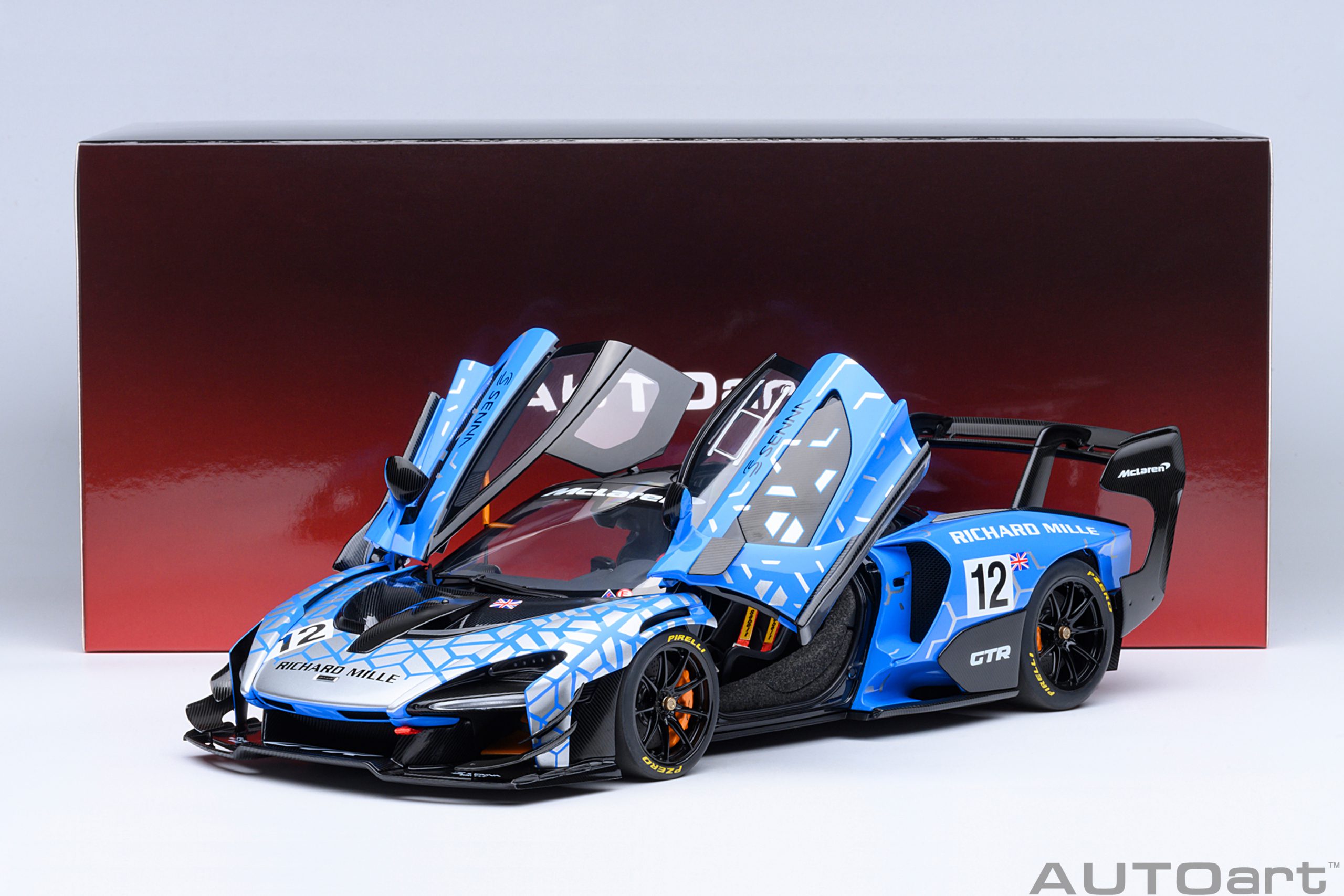 AUTOart McLaren Senna GTR (Presentation version #12) 1:18 - Image 18