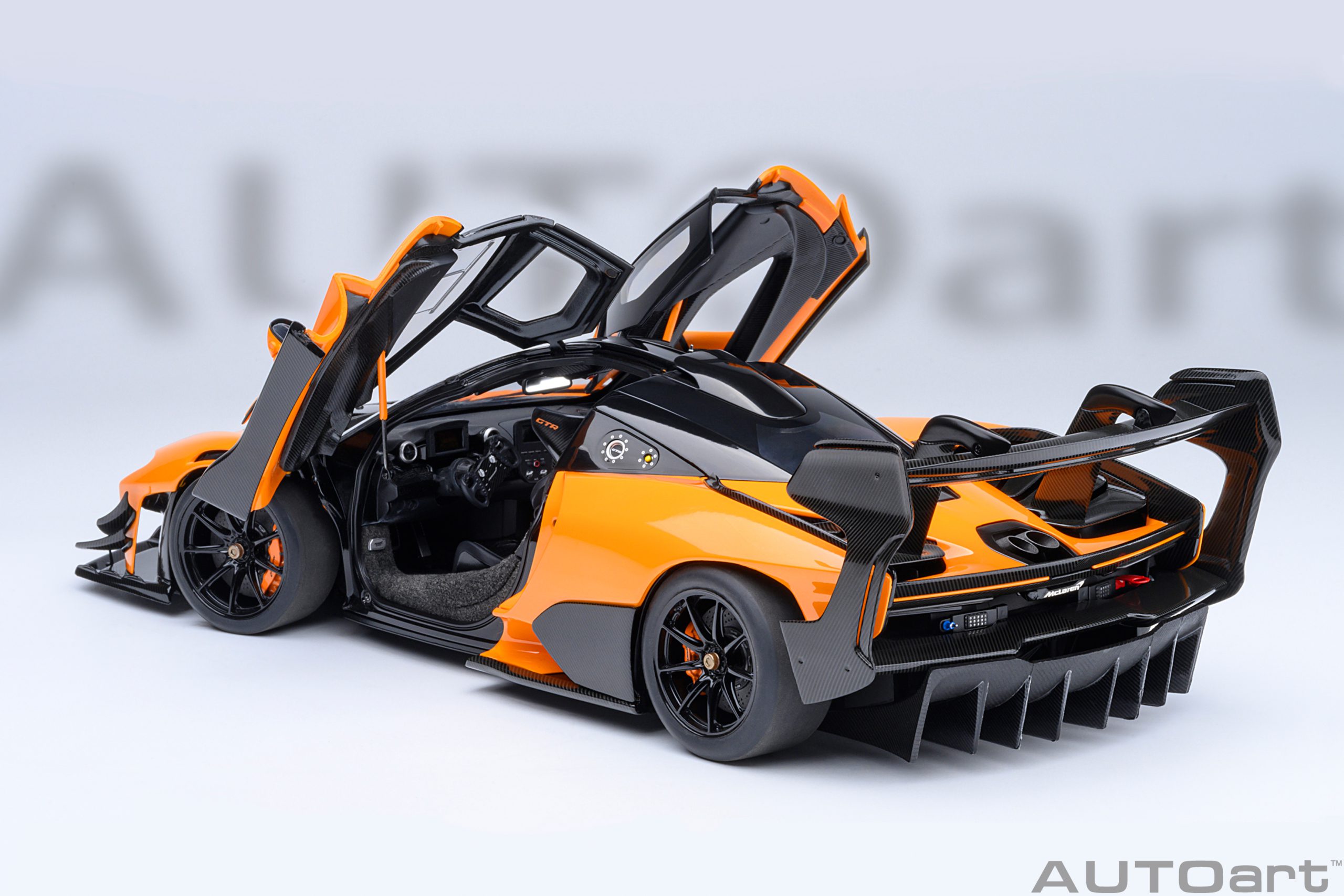 AUTOart McLaren Senna GTR 1:18 - Orange - Image 13