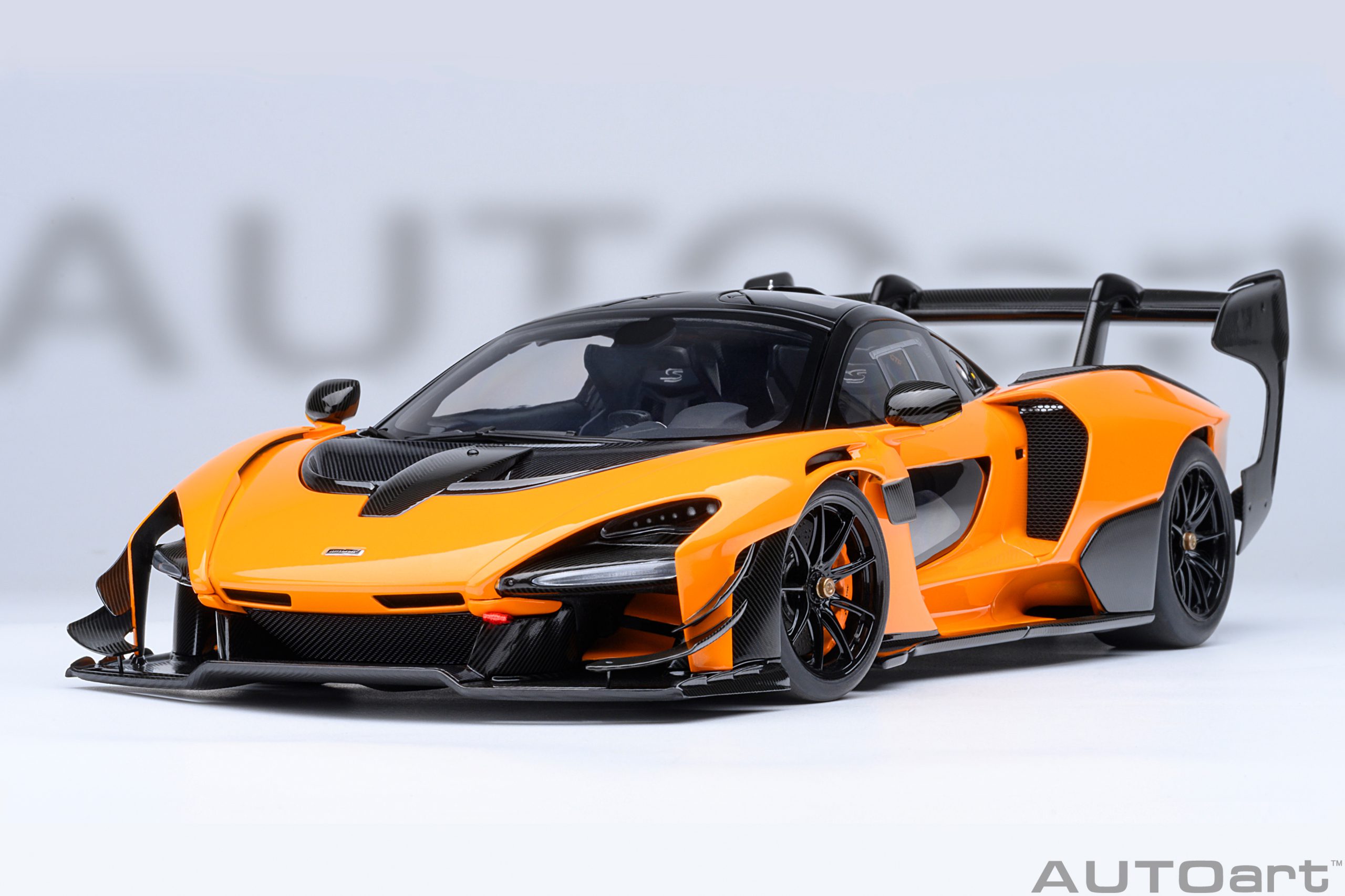 AUTOart McLaren Senna GTR 1:18 - Orange - Image 14