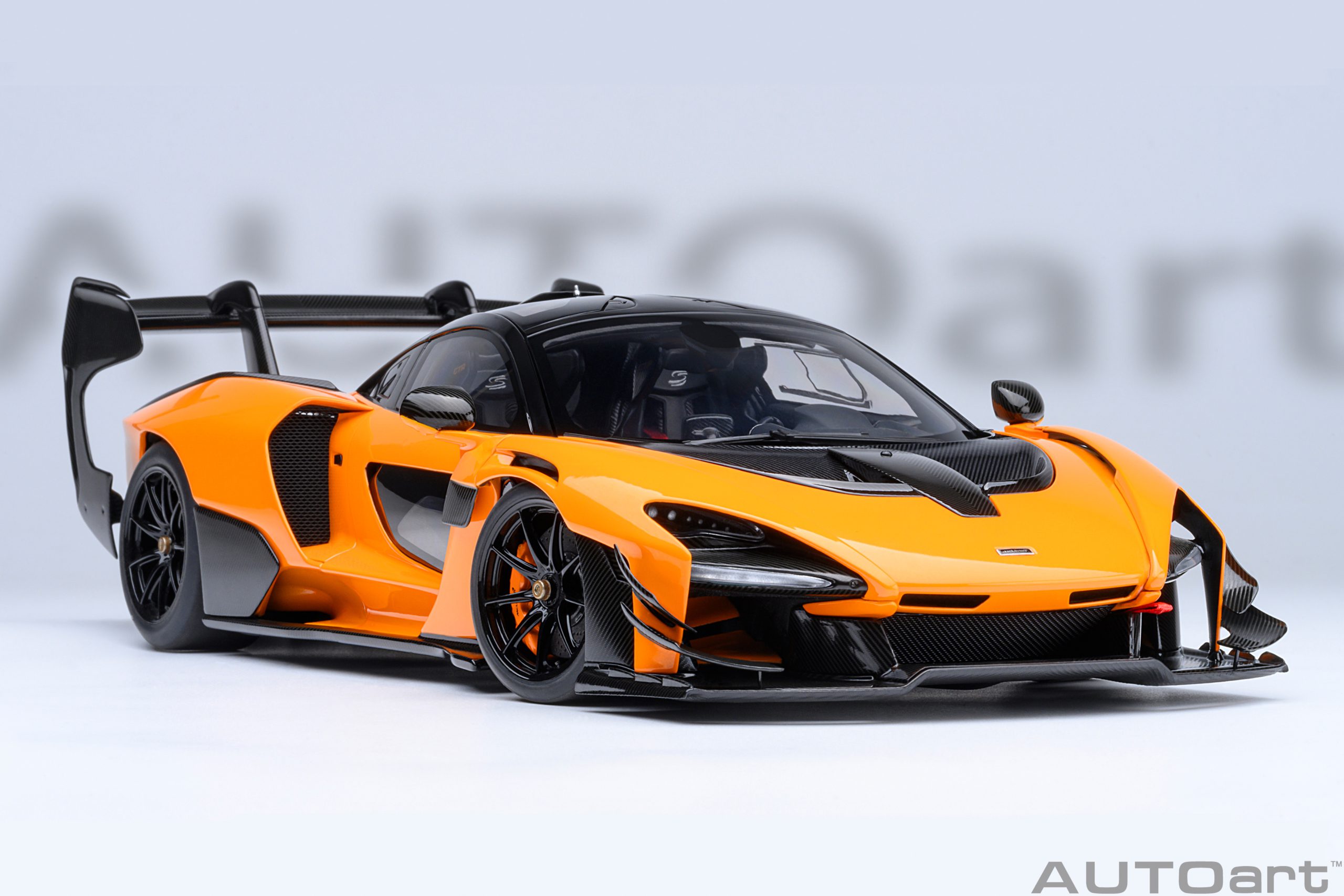 AUTOart McLaren Senna GTR 1:18 - Orange - Image 15