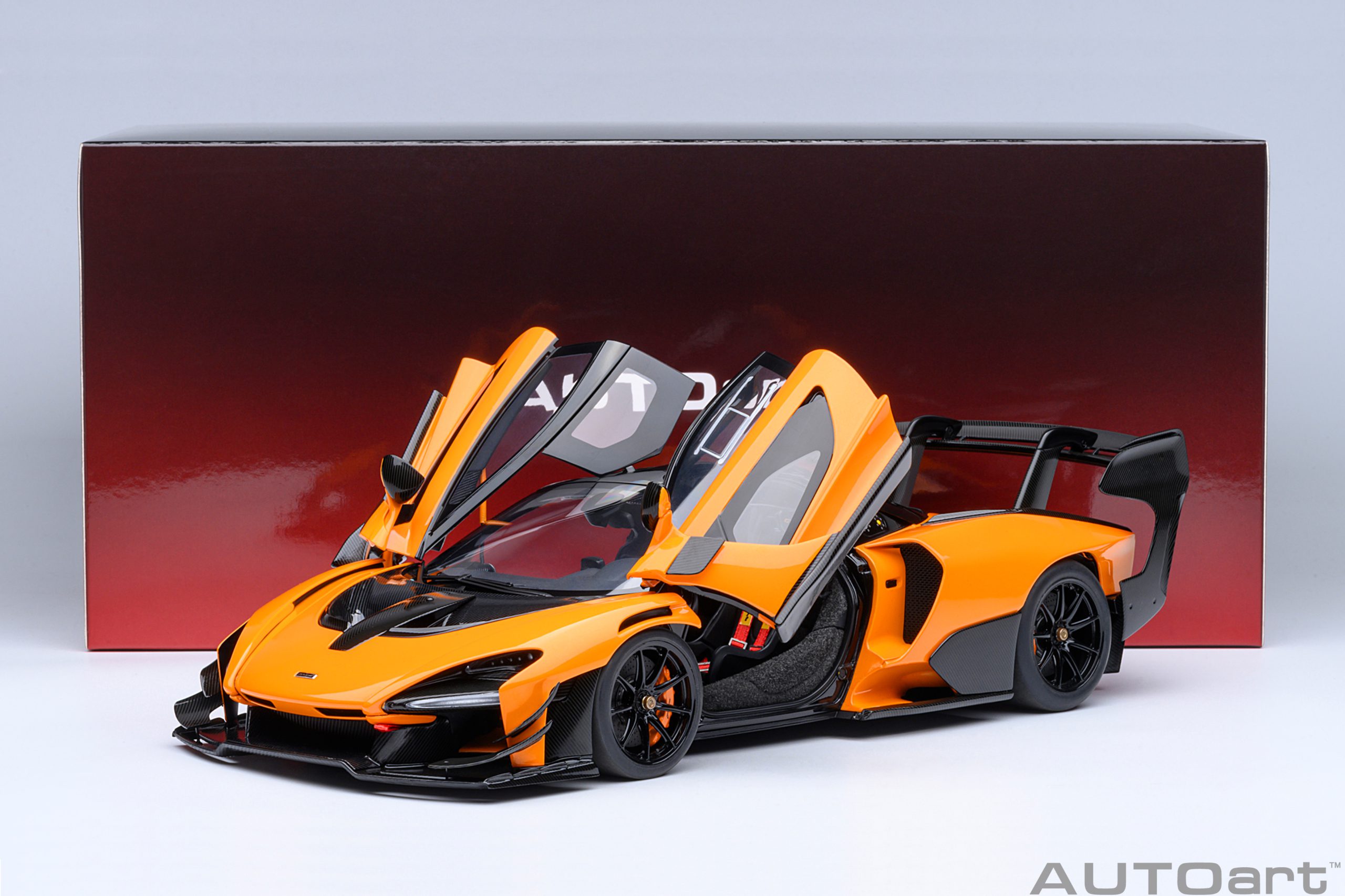 AUTOart McLaren Senna GTR 1:18 - Orange - Image 18