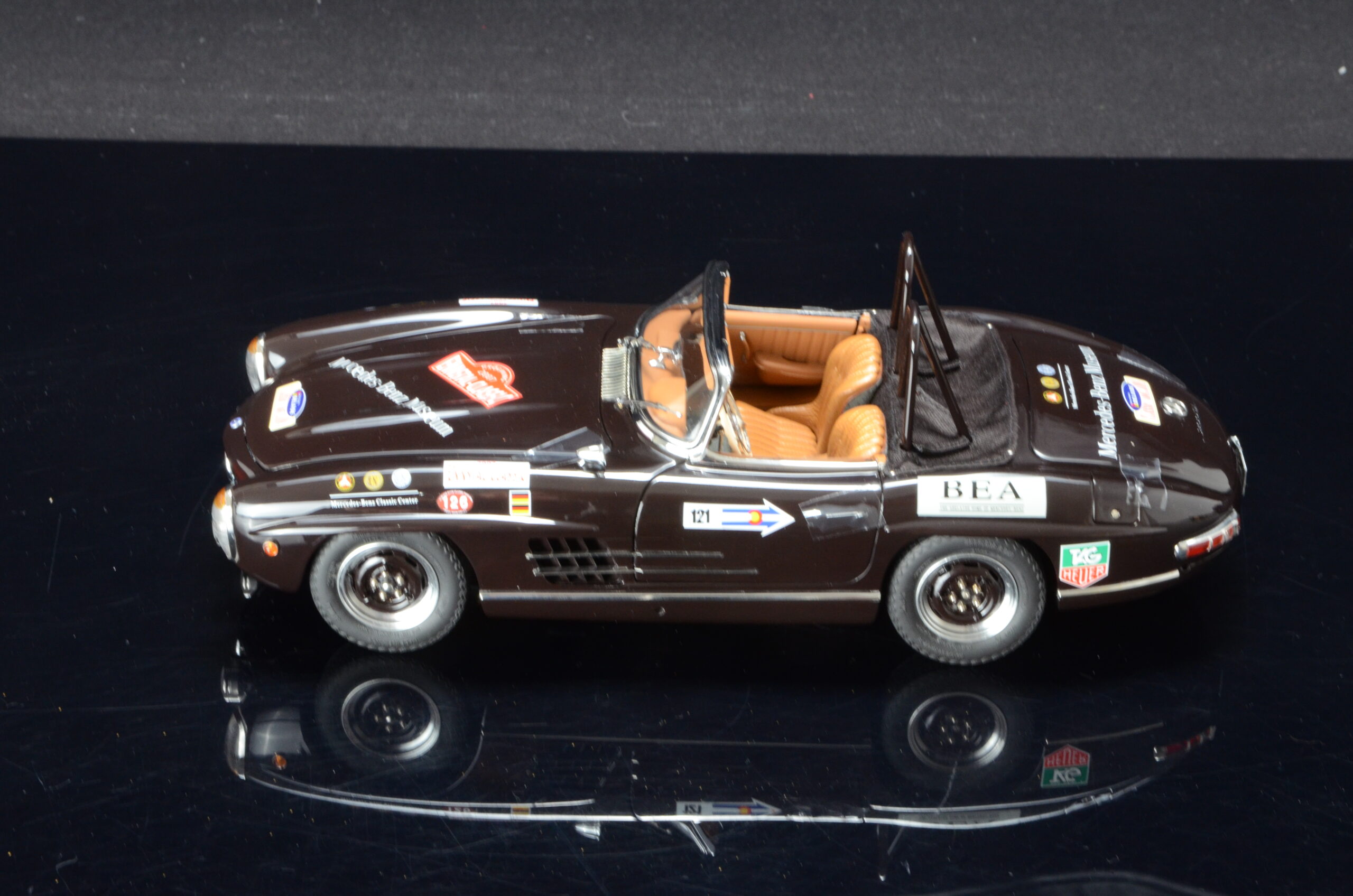 CMC Mercedes-Benz 300 SL,W198, Rallye Roadster brown Limited Edition 1500 Stück – Bild 11