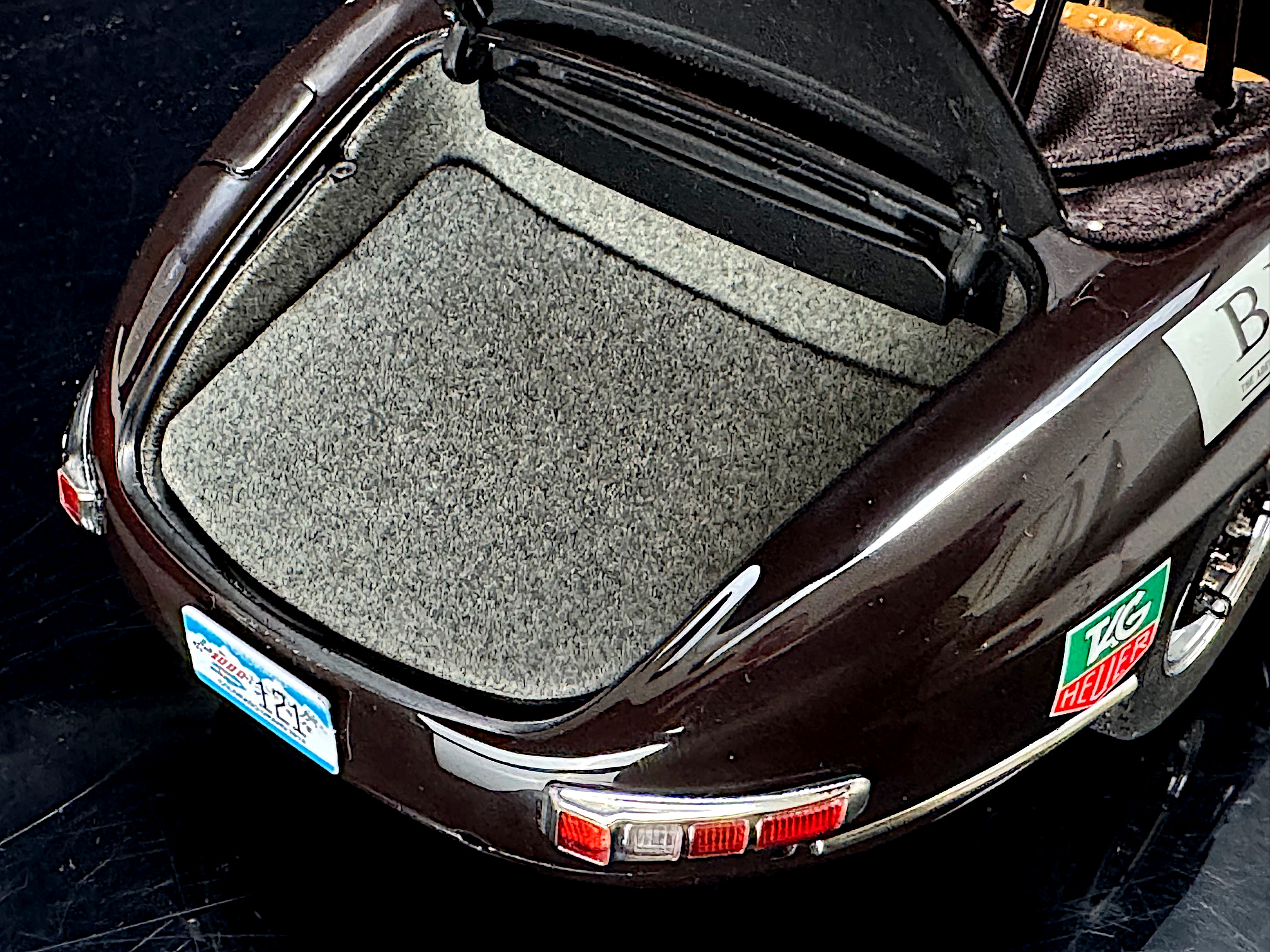 CMC Mercedes-Benz 300 SL,W198, Rallye Roadster brown Limited Edition 1500 Stück – Bild 2
