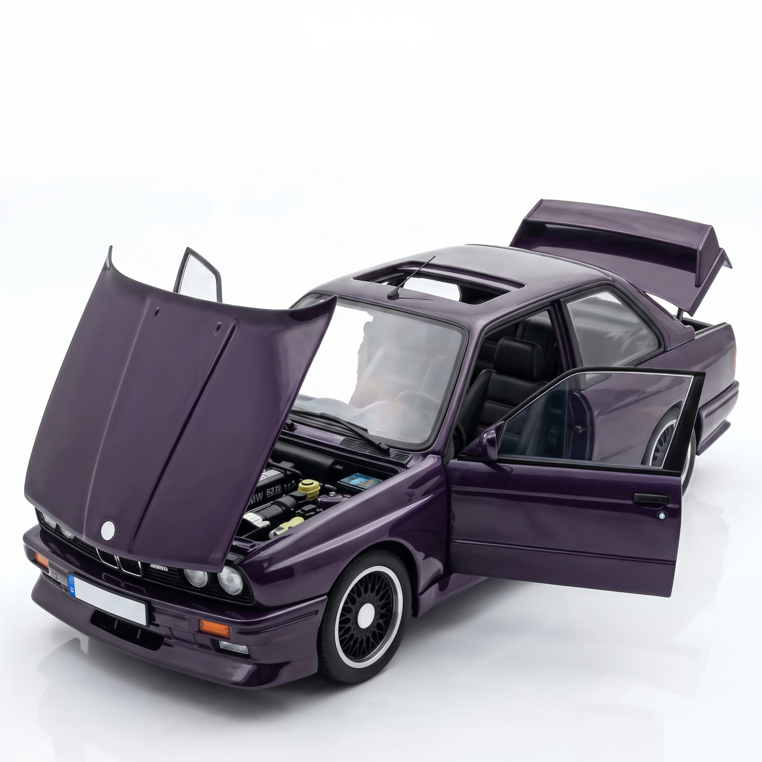 IXO Bausatz 1:8 des BMW M3 E30 in Macau Blau modelcars24 exklusive one of 300 - 1/8 - Image 9
