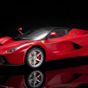 Agora Ferrari LaFerrari 1:8 Bausatz - 1/8