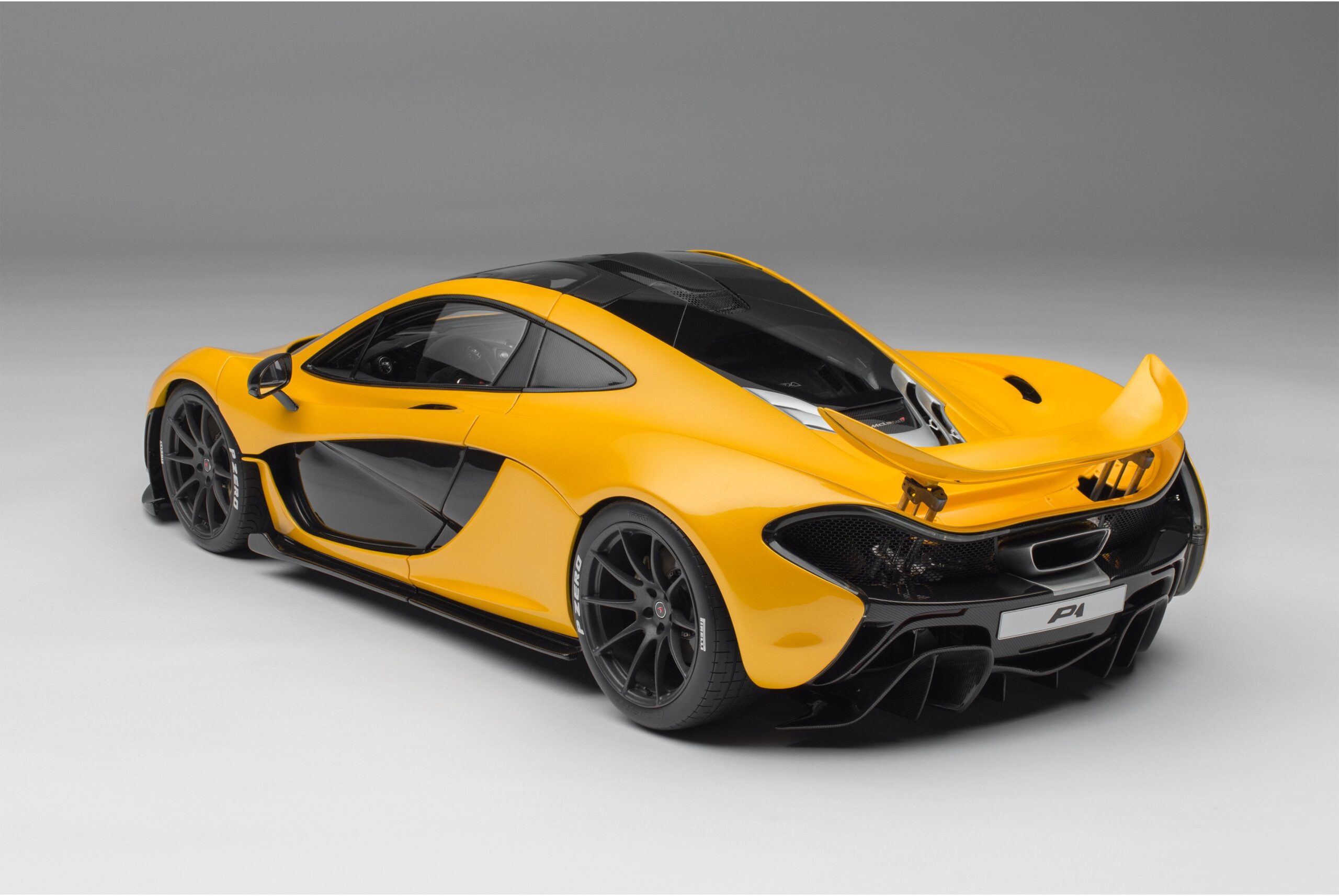 Amalgam McLaren P1 (2012) | 1:8 - Image 14