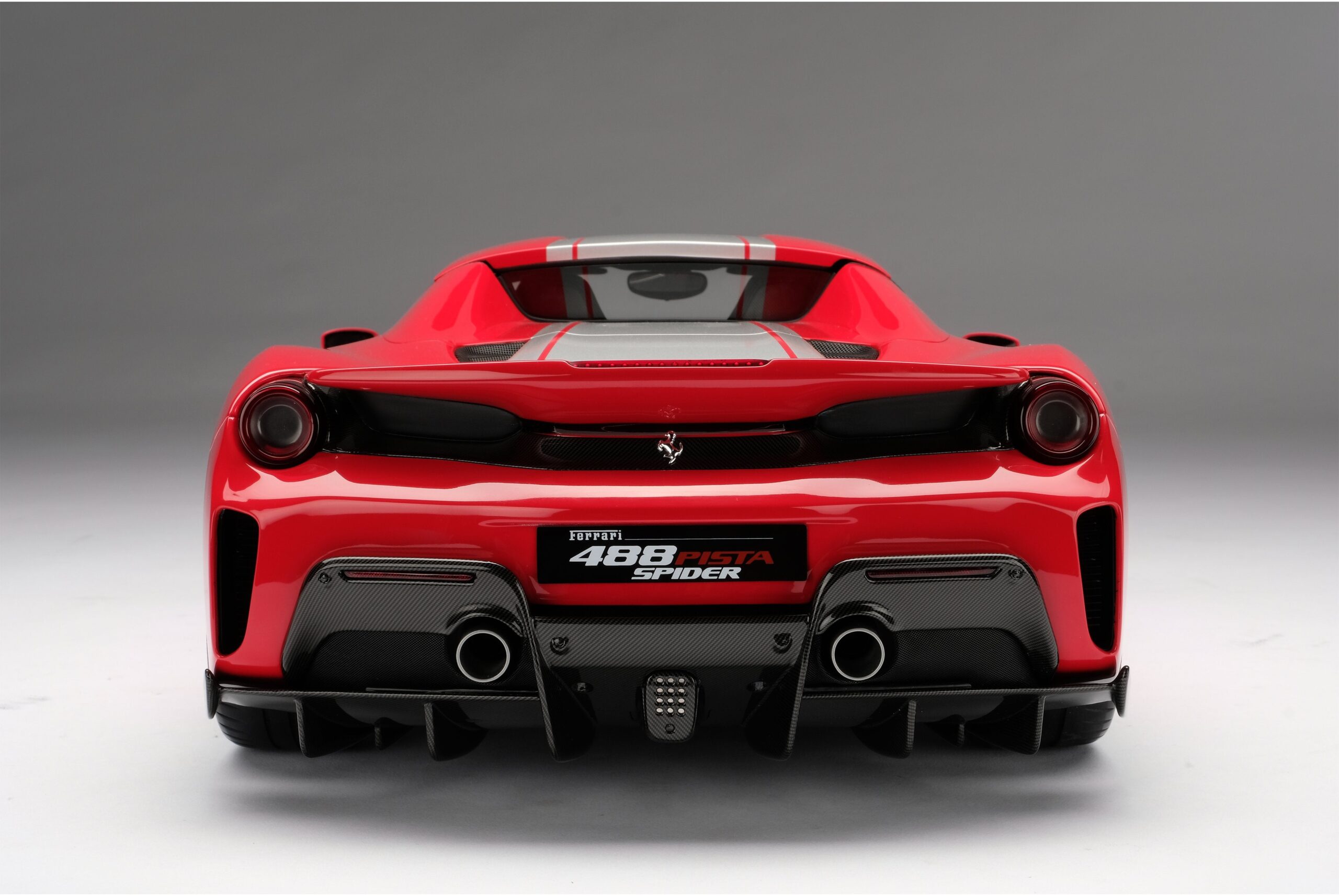 Amalgam Ferrari 488 Pista Spider (2018) - Blau | 1:8 - 画像10
