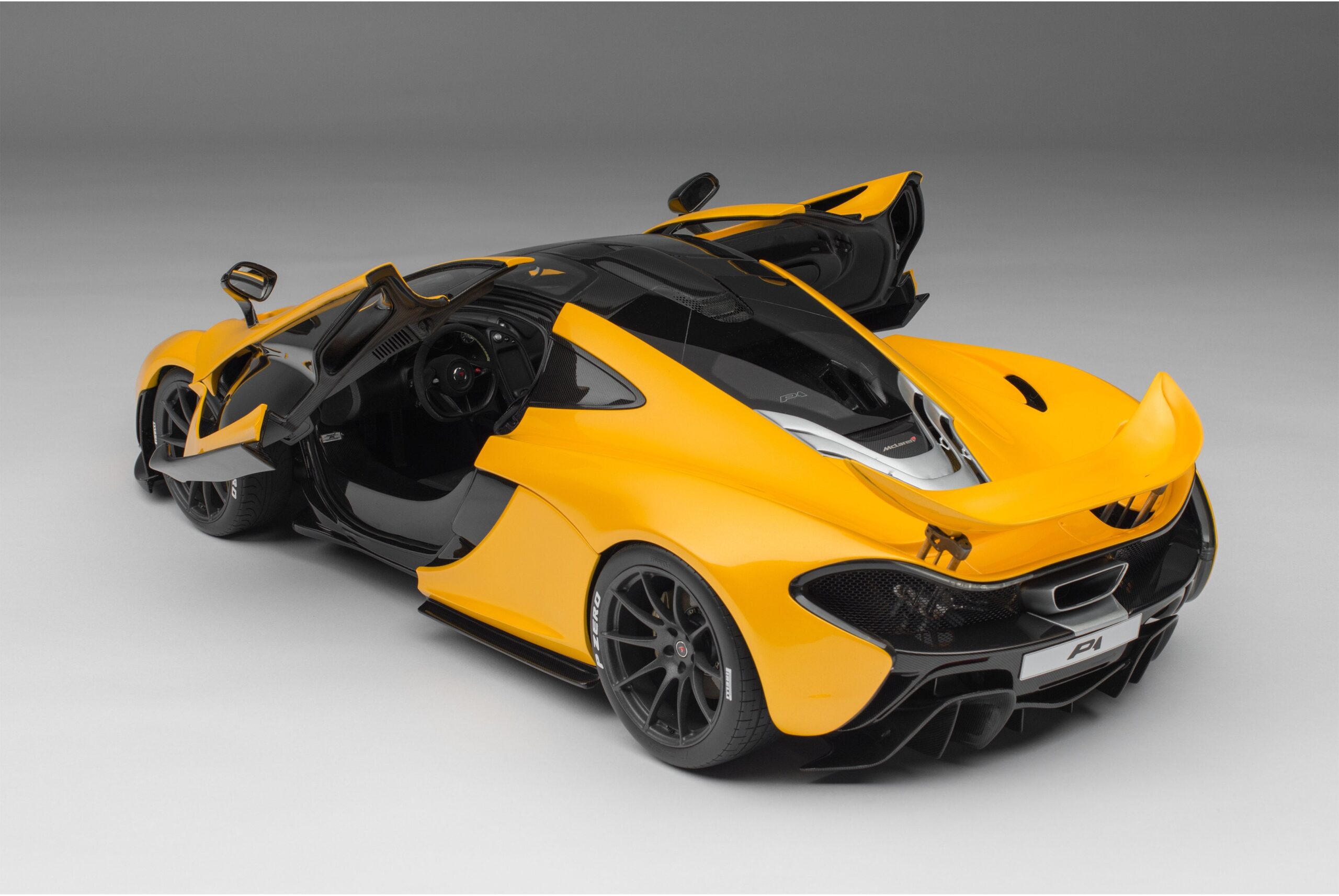 Amalgam McLaren P1 (2012) | 1:8 - Image 17
