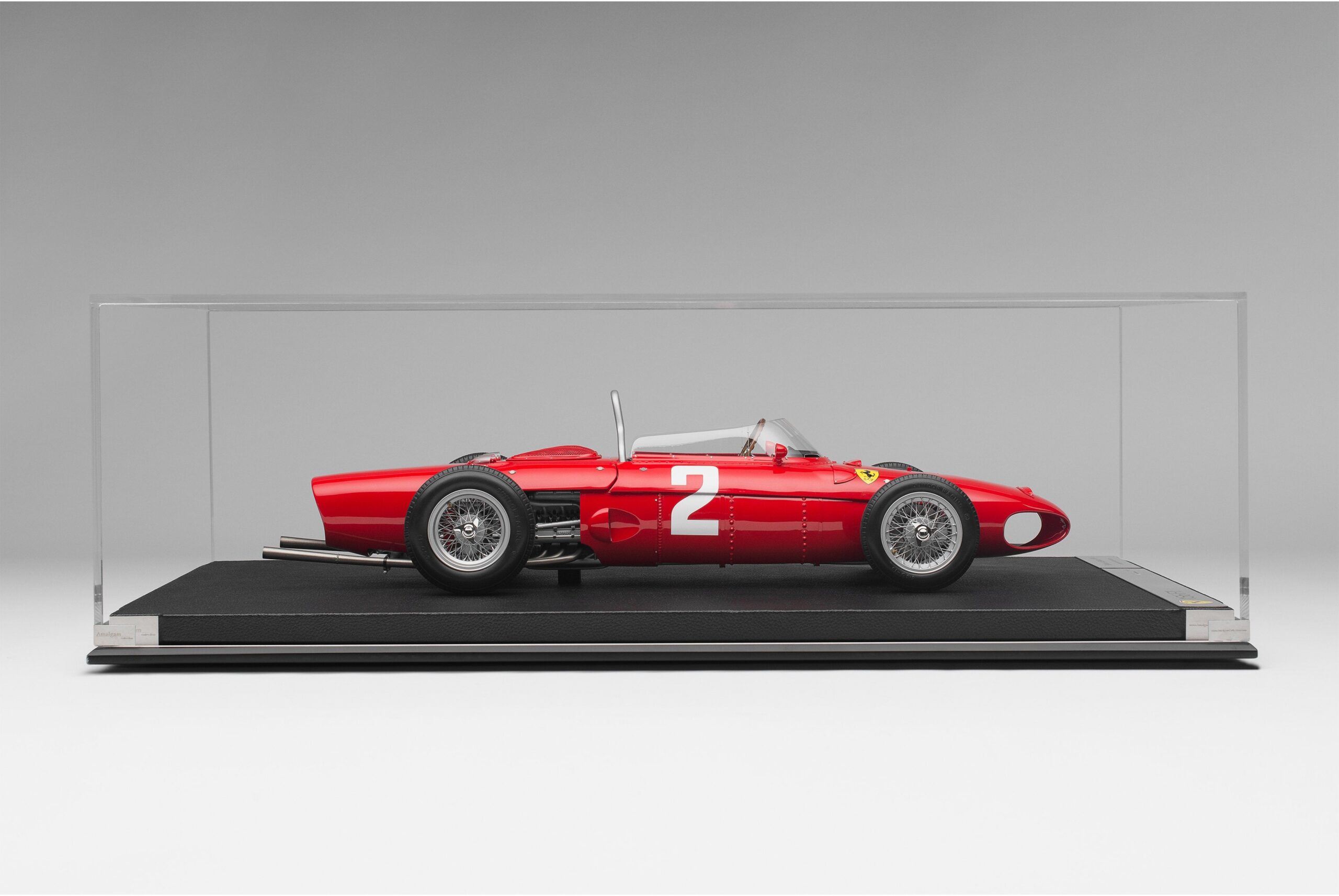 Amalgam Ferrari 156 F1 "Sharknose" 1961 Formula 1 Season Phil Hill - Rot | 1:8 - Image 18