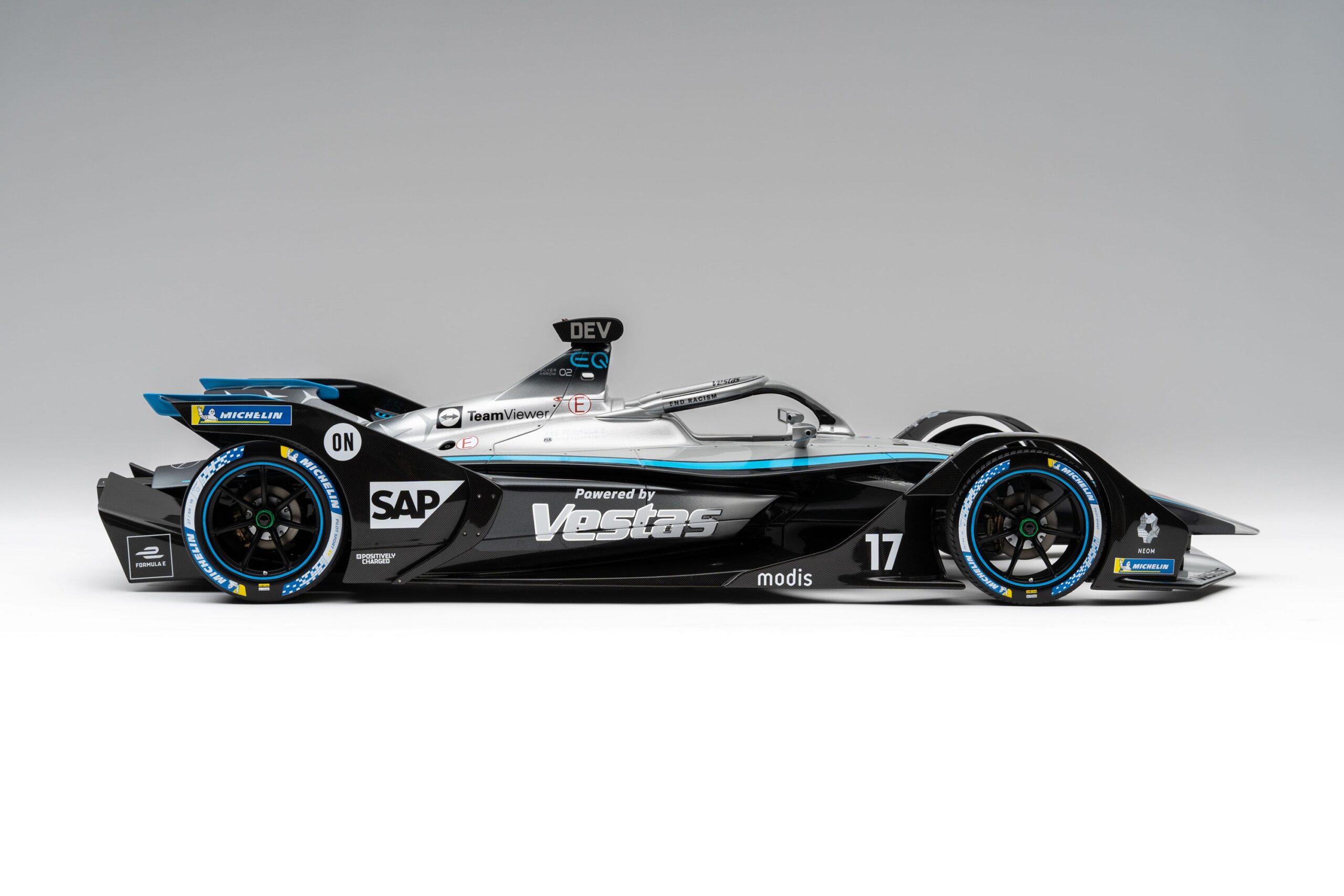 Amalgam Mercedes-Benz EQ Silver Arrow 02 Gen2 Season 7 (2020-21) - Silber | 1:8 - Image 7