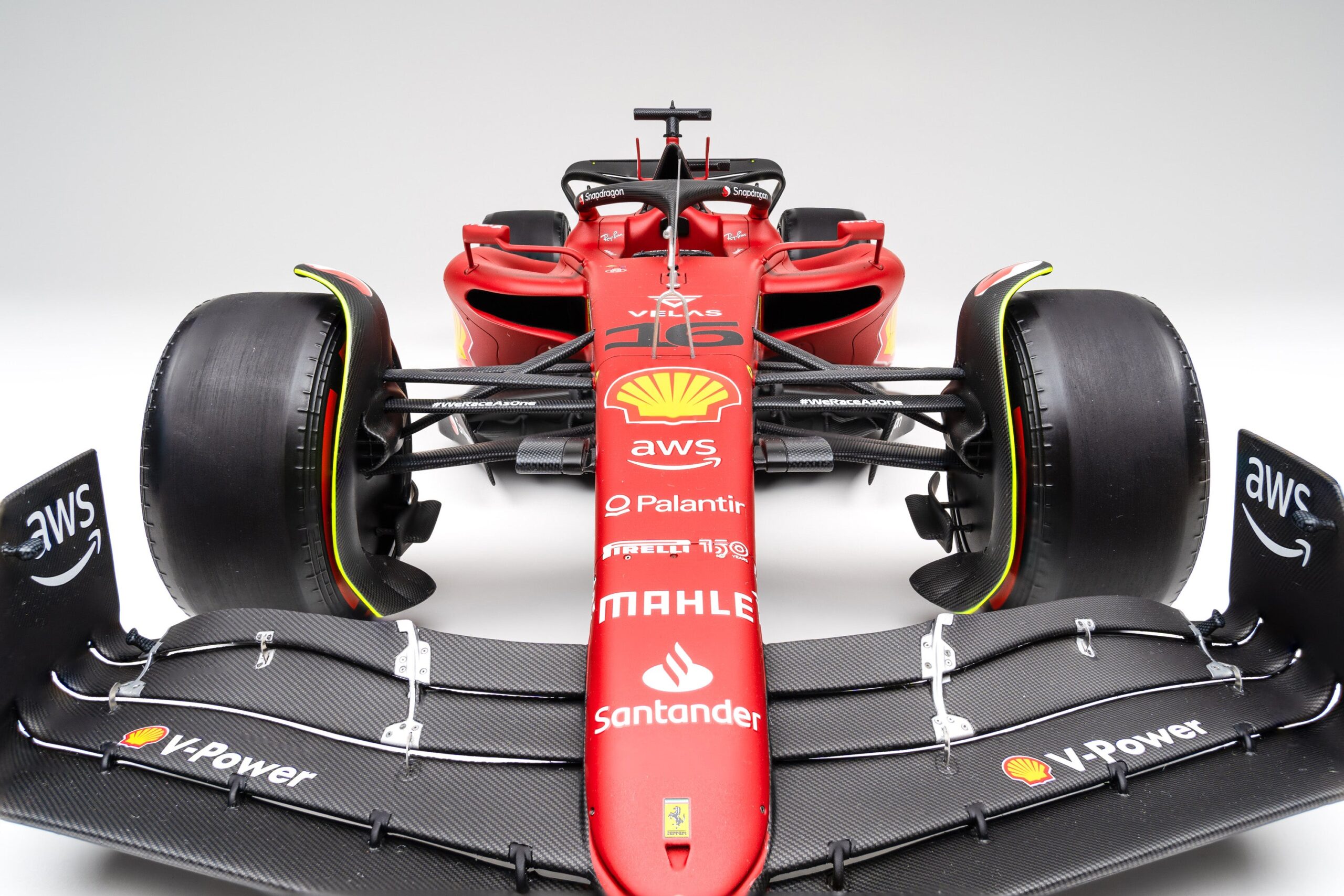 Amalgam Ferrari F1-75 2022 Bahrain Grand Prix - Dunkelrot | 1:8 - Image 18