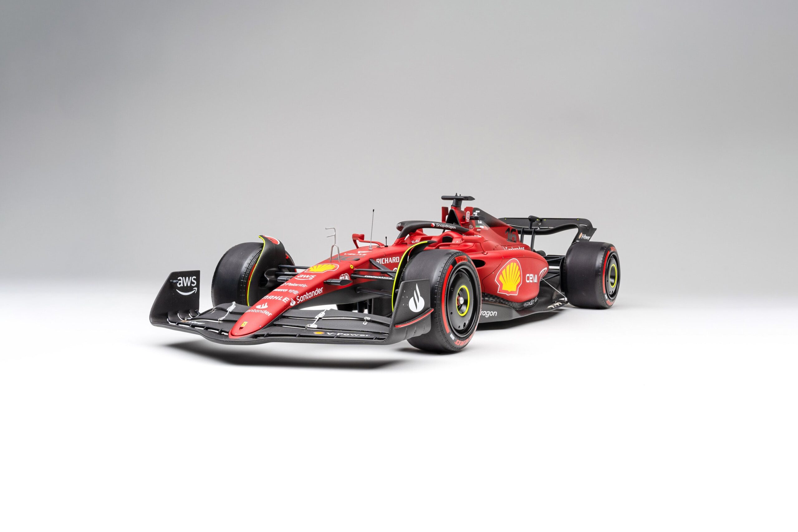 Amalgam Ferrari F1-75 2022 Bahrain Grand Prix - Dunkelrot | 1:8 - Image 14