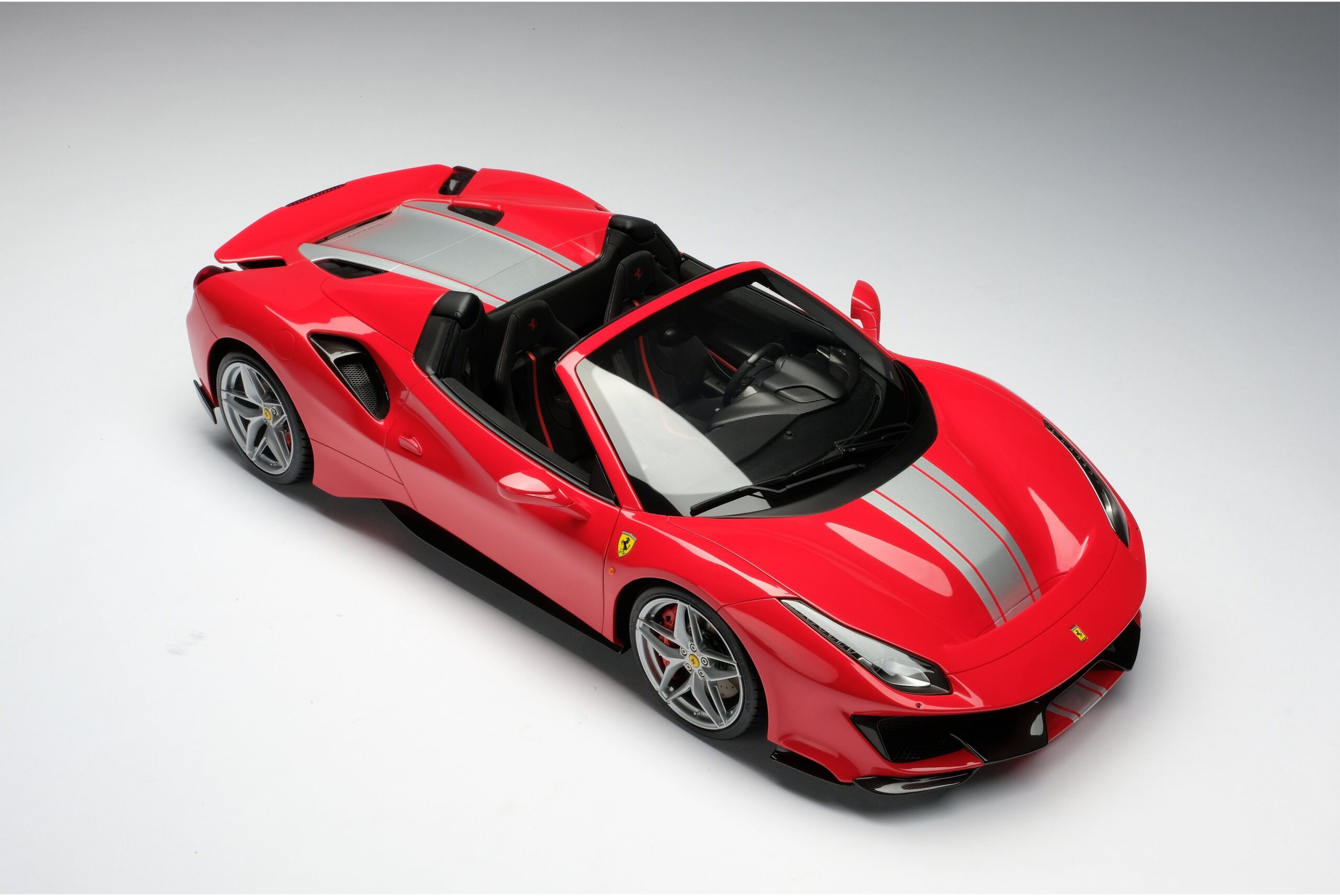 Amalgam Ferrari 488 Pista Spider (2018) - Blau | 1:8 - 画像7