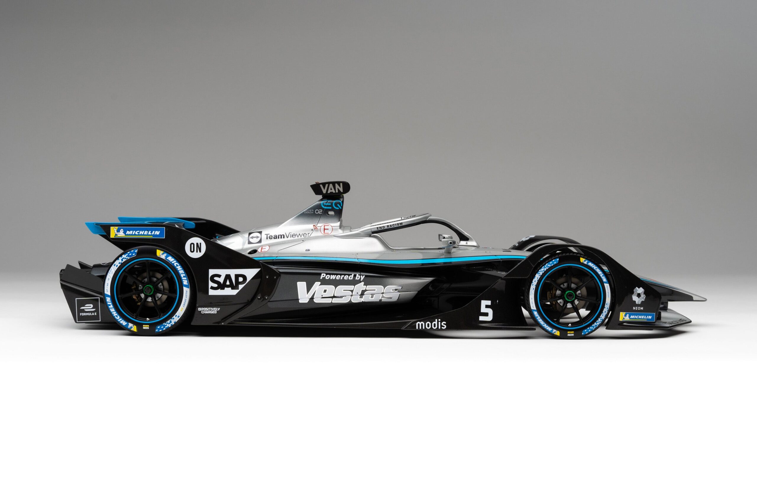 Amalgam Mercedes-Benz EQ Silver Arrow 02 Gen2 Season 7 (2020-21) - Silber | 1:8 - Image 18