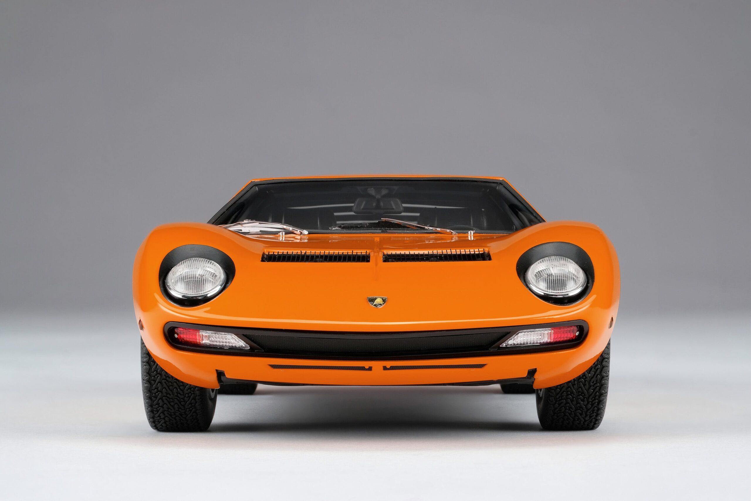 Amalgam Lamborghini Miura P400 SV | 1:18 – Bild 21