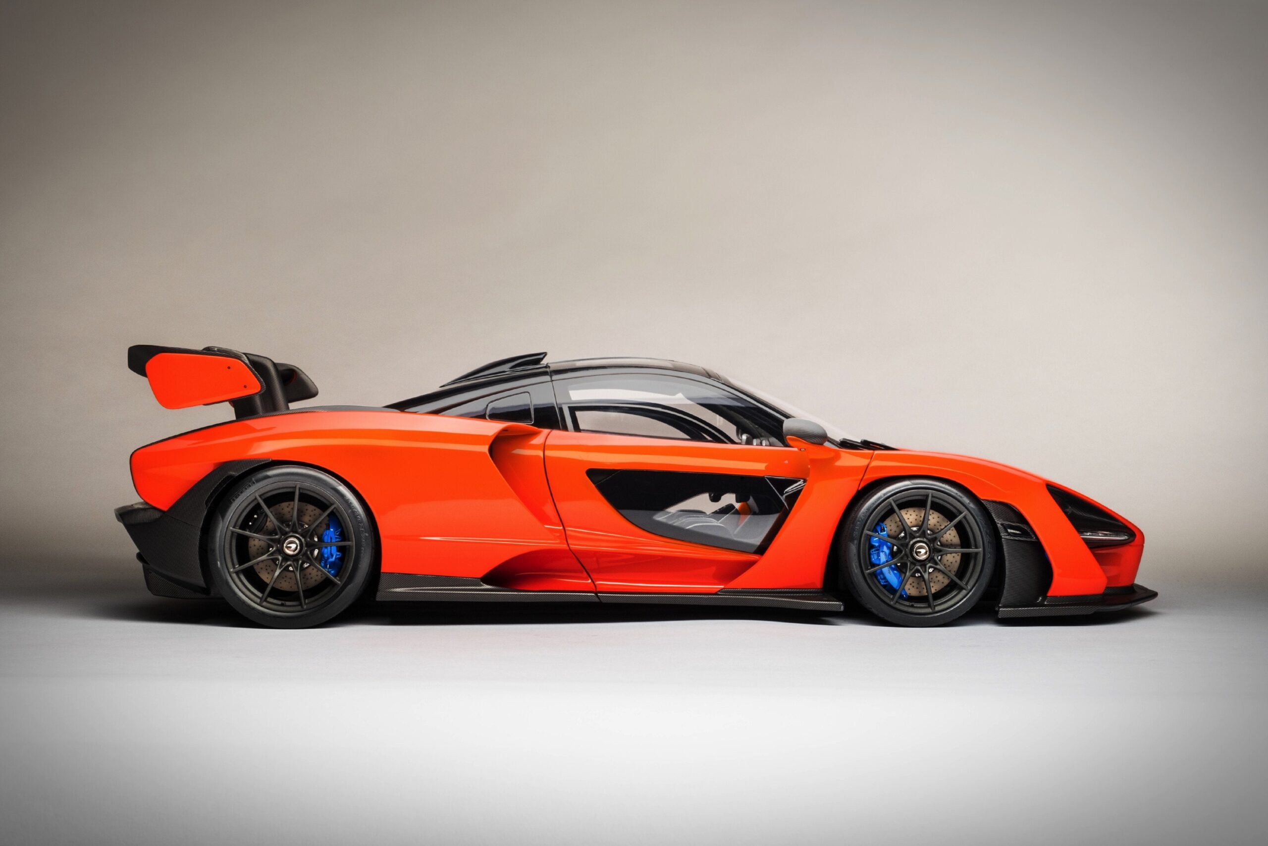 Amalgam McLaren Senna (2018) - Orange | 1:8 - Image 8