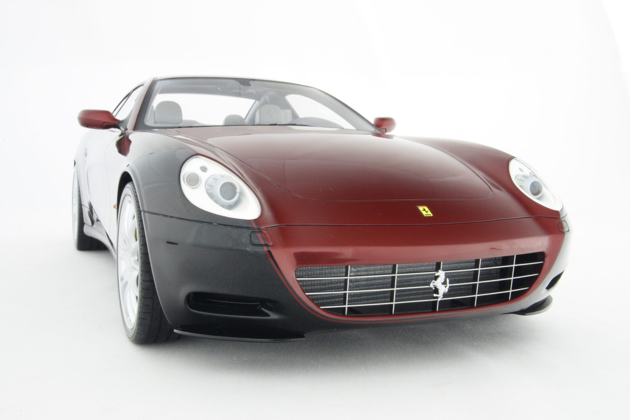 Amalgam Ferrari 612 Sessanta Tailor Made | 1:8 - Image 15