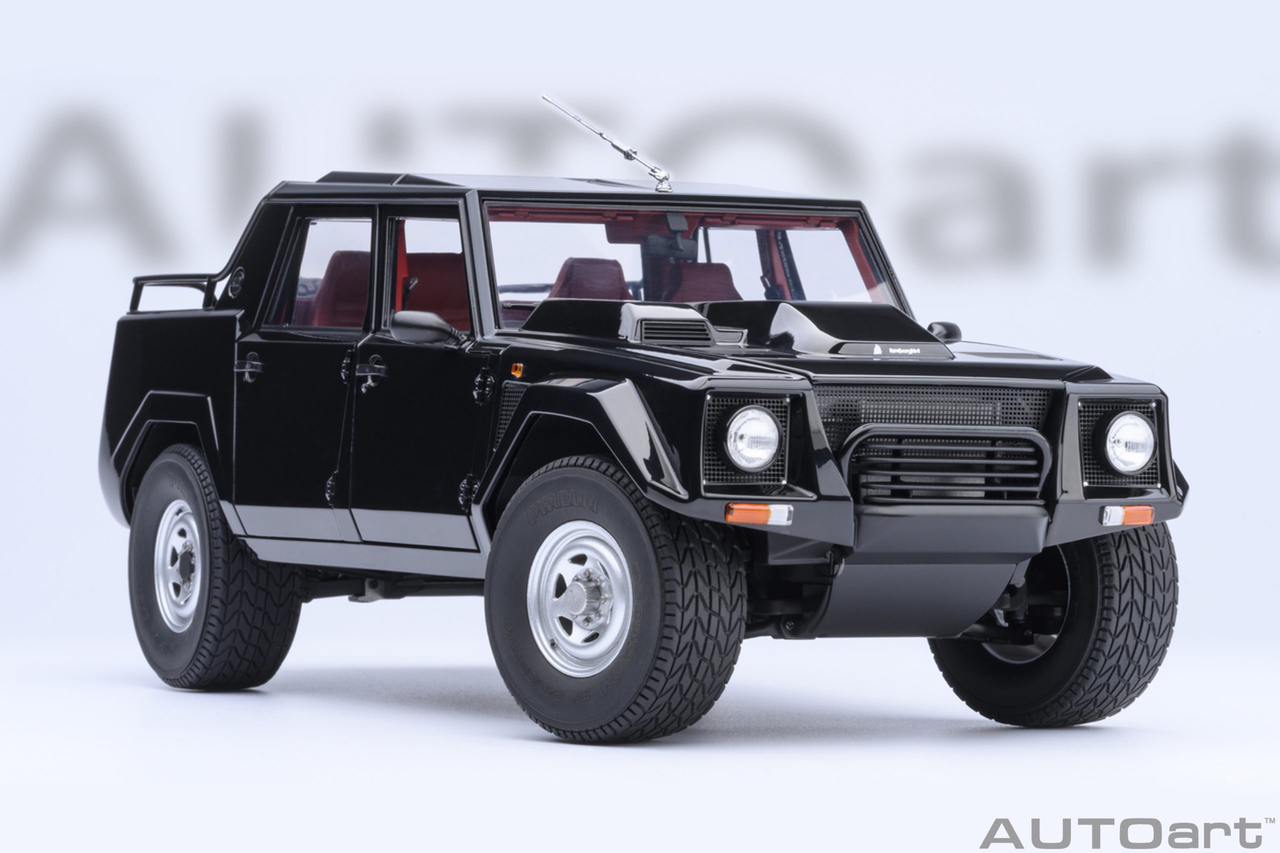 AUTOart Lamborghini LM002 1:18 - Black – Bild 18