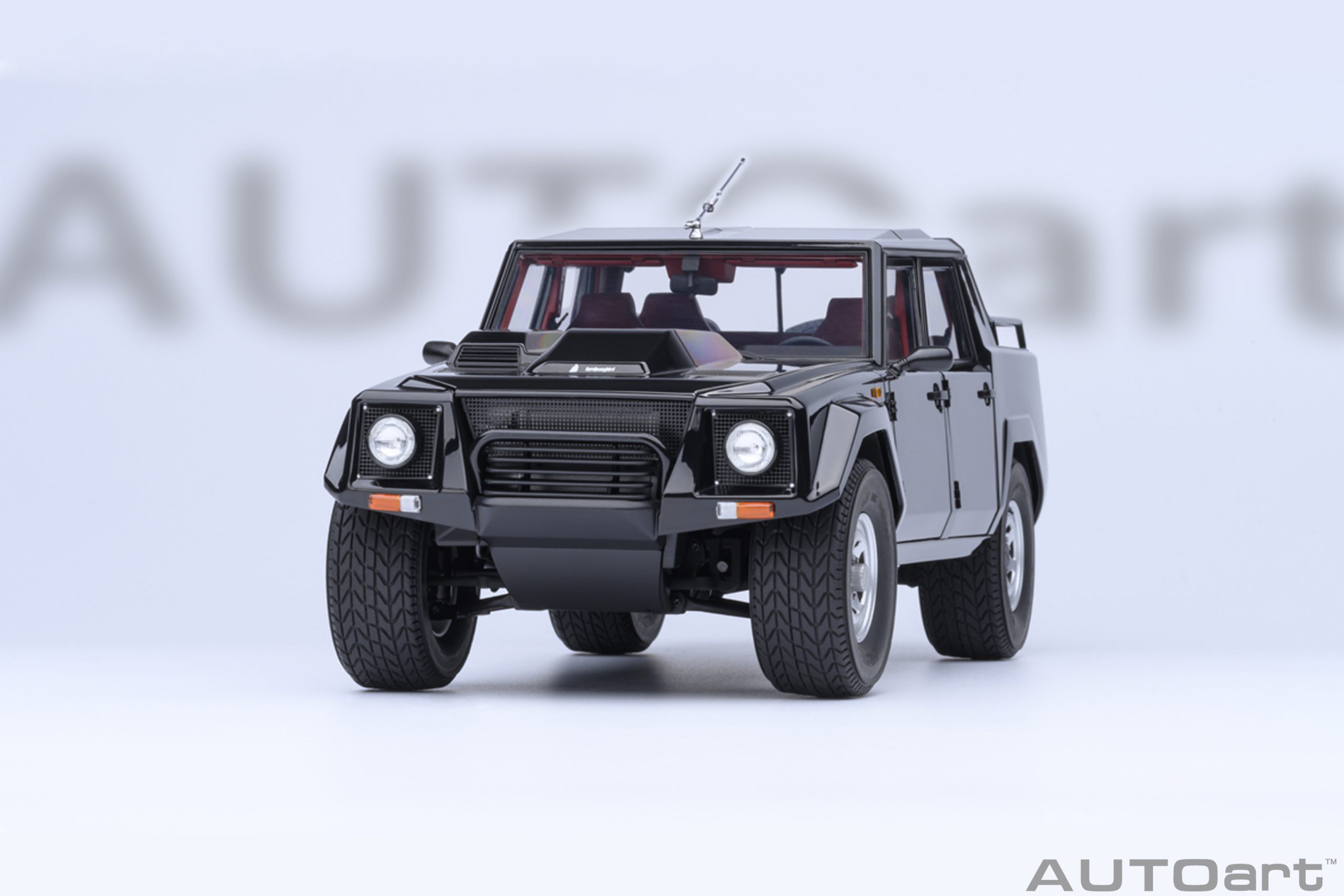 AUTOart Lamborghini LM002 1:18 - Black – Bild 19