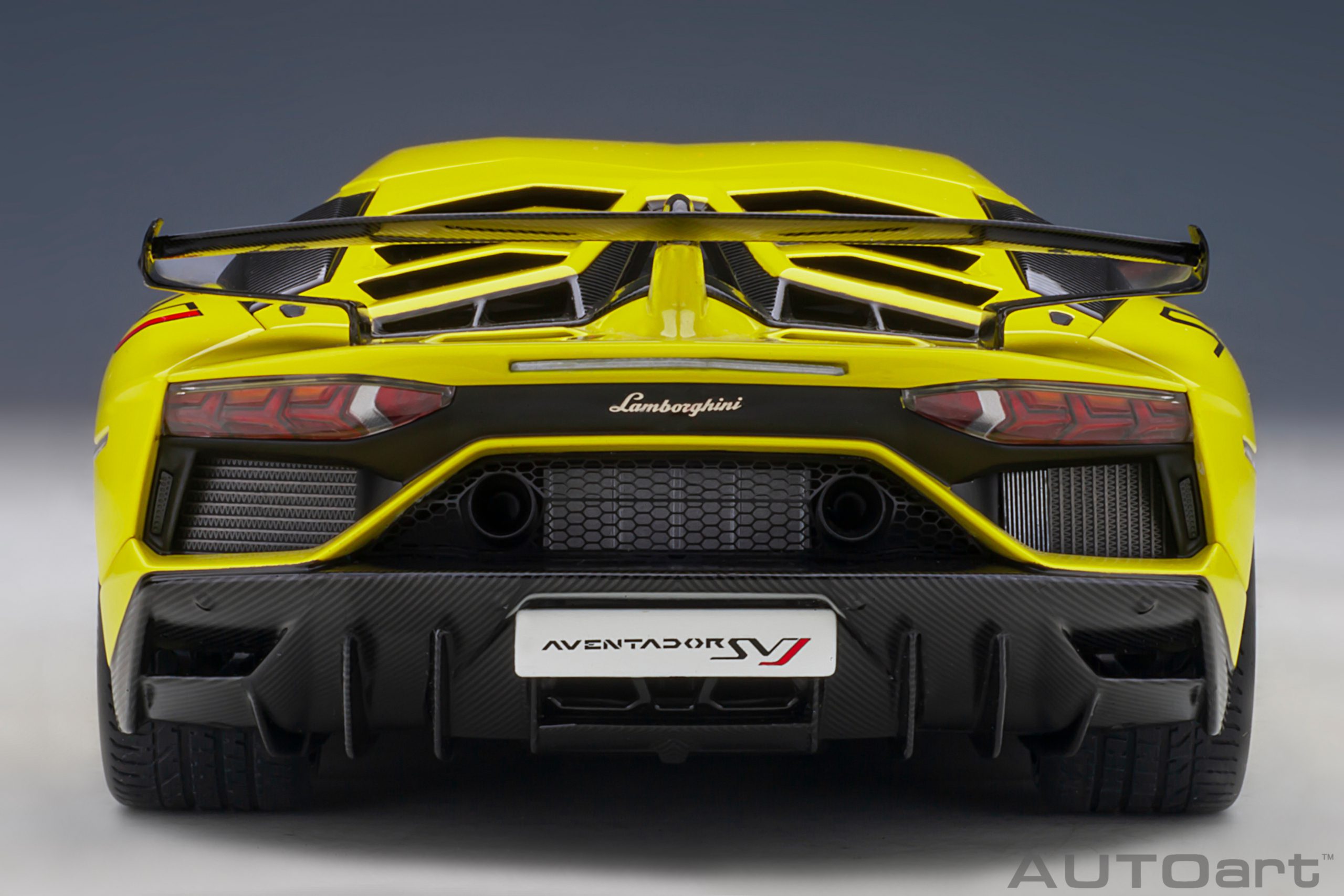 AUTOart Lamborghini Aventador SVJ 2019 1:18 - Pearl Yellow – Bild 6