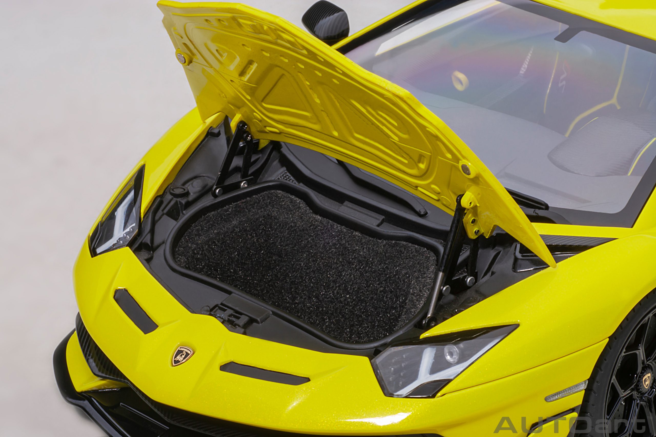 AUTOart Lamborghini Aventador SVJ 2019 1:18 - Pearl Yellow – Bild 11