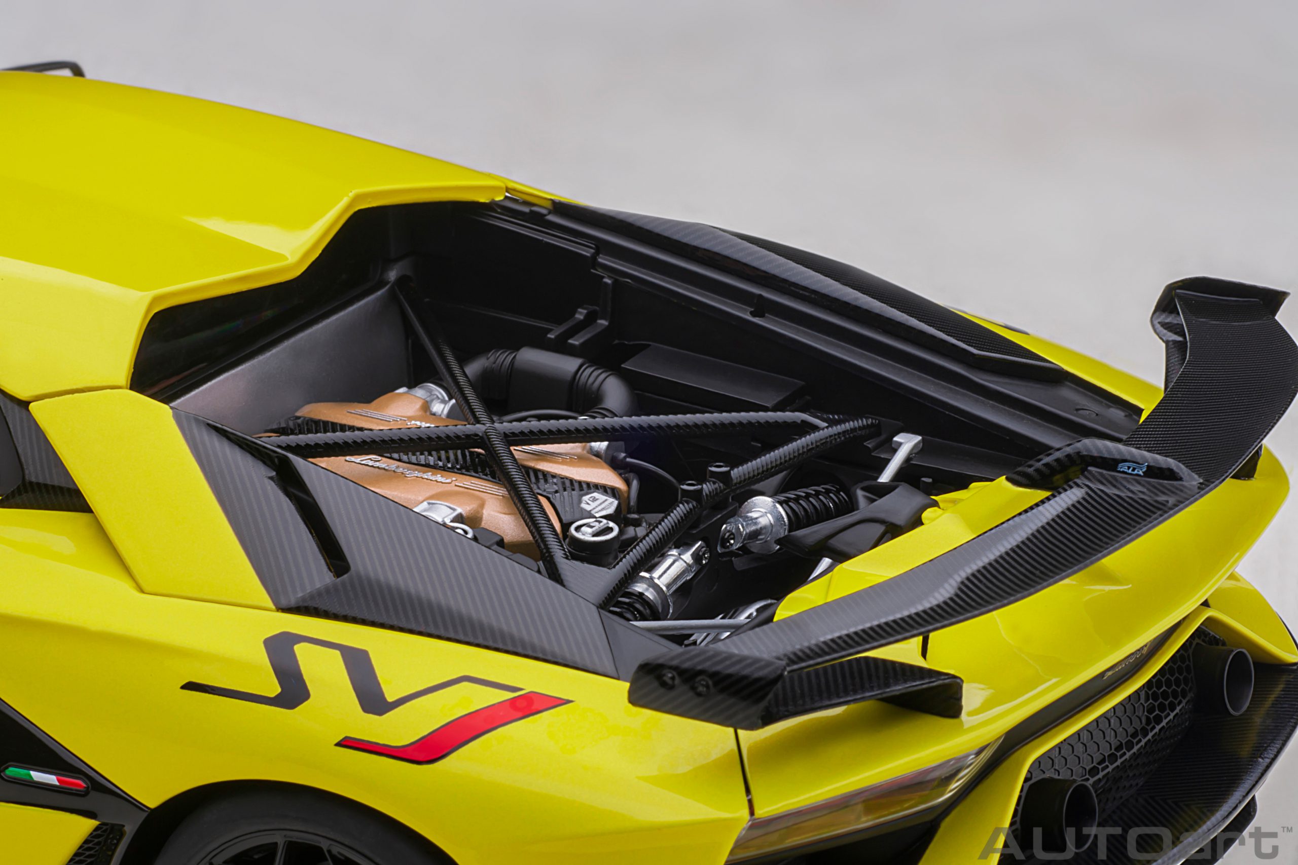AUTOart Lamborghini Aventador SVJ 2019 1:18 - Pearl Yellow – Bild 12