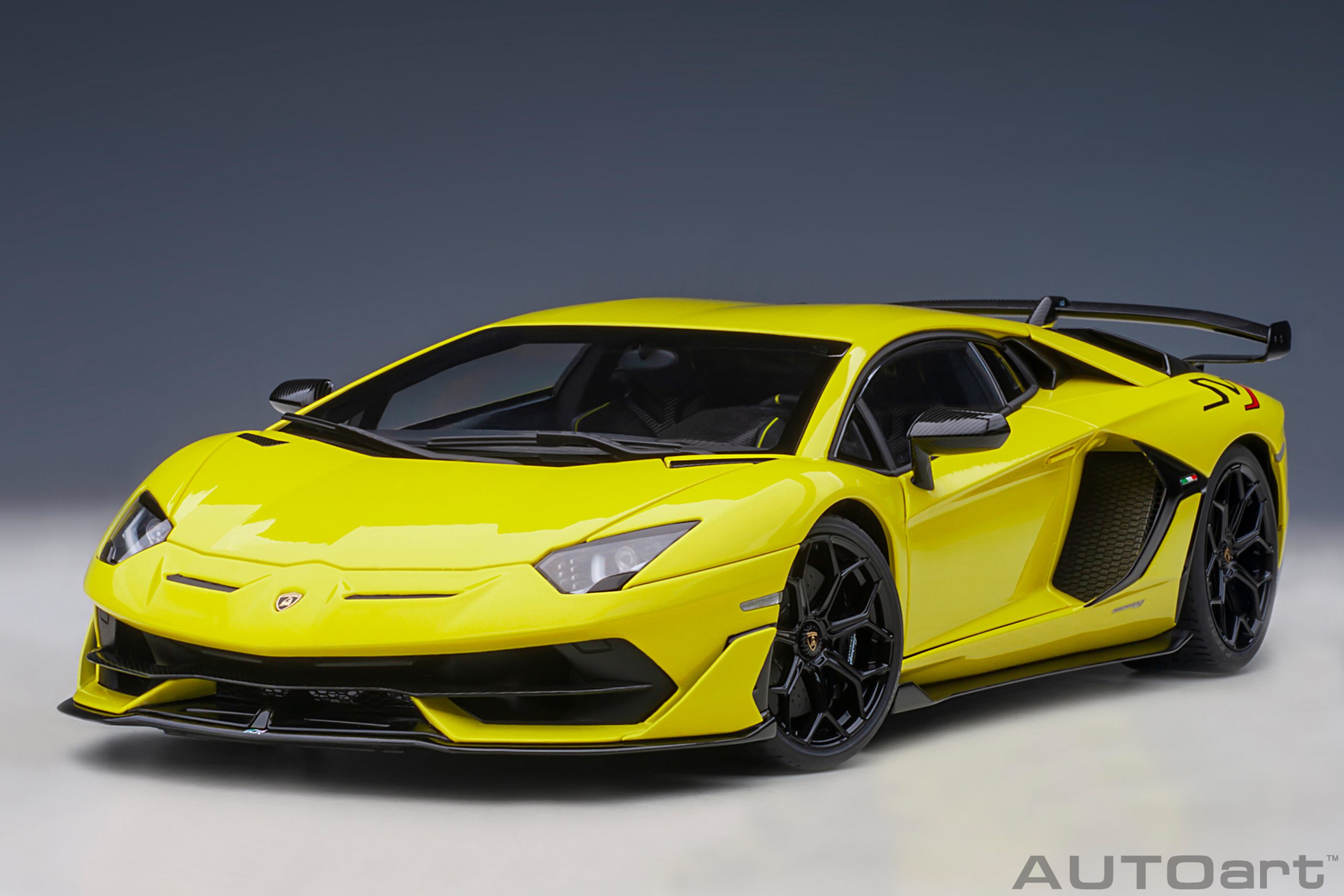 AUTOart Lamborghini Aventador SVJ 2019 1:18 - Pearl Yellow – Bild 14