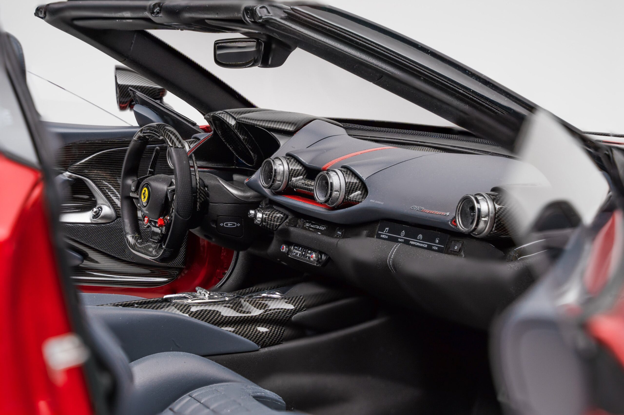 Amalgam Ferrari 812 Competizione A (2021) - Rot | 1:8 - Image 8