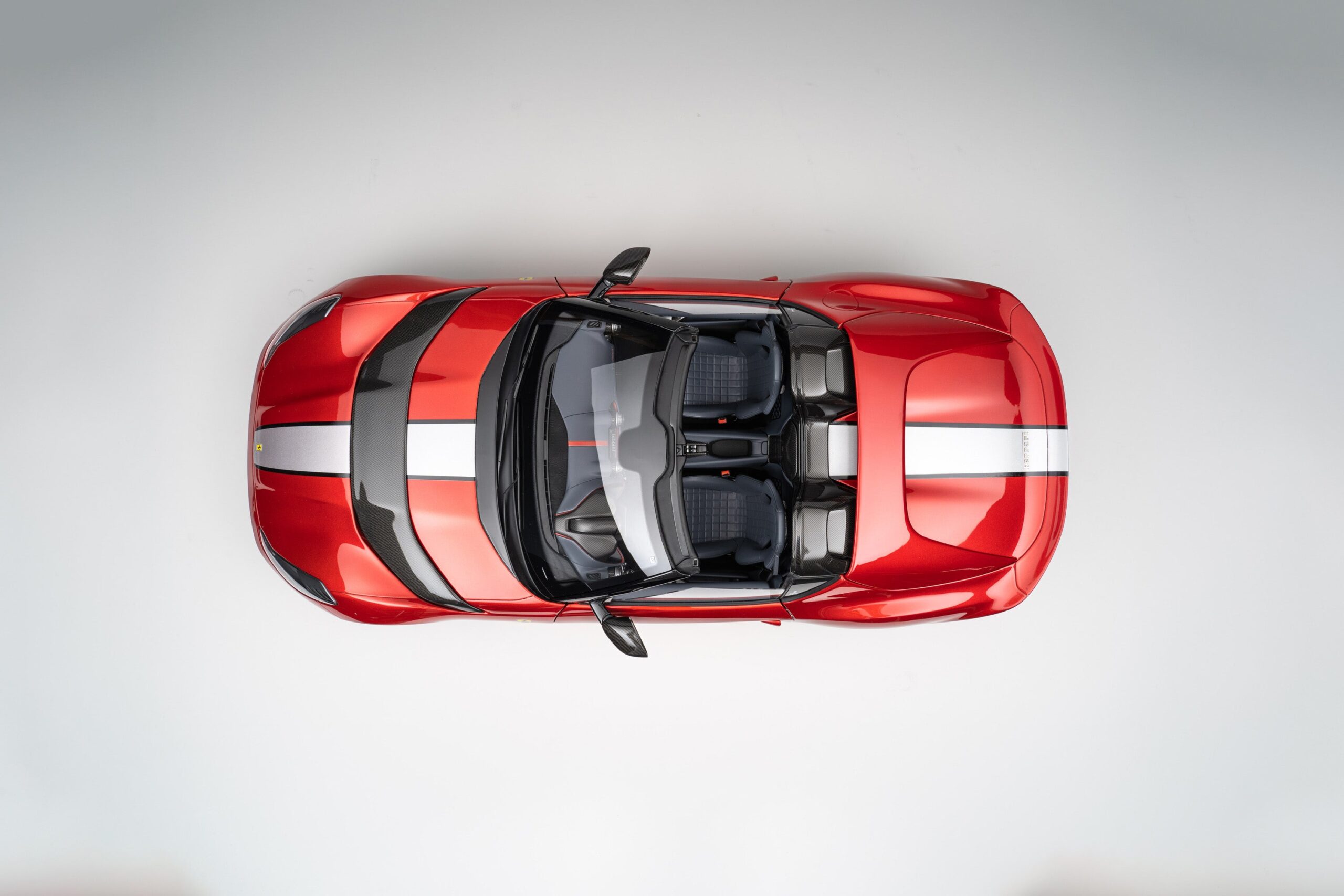 Amalgam Ferrari 812 Competizione A (2021) - Rot | 1:8 - Image 23
