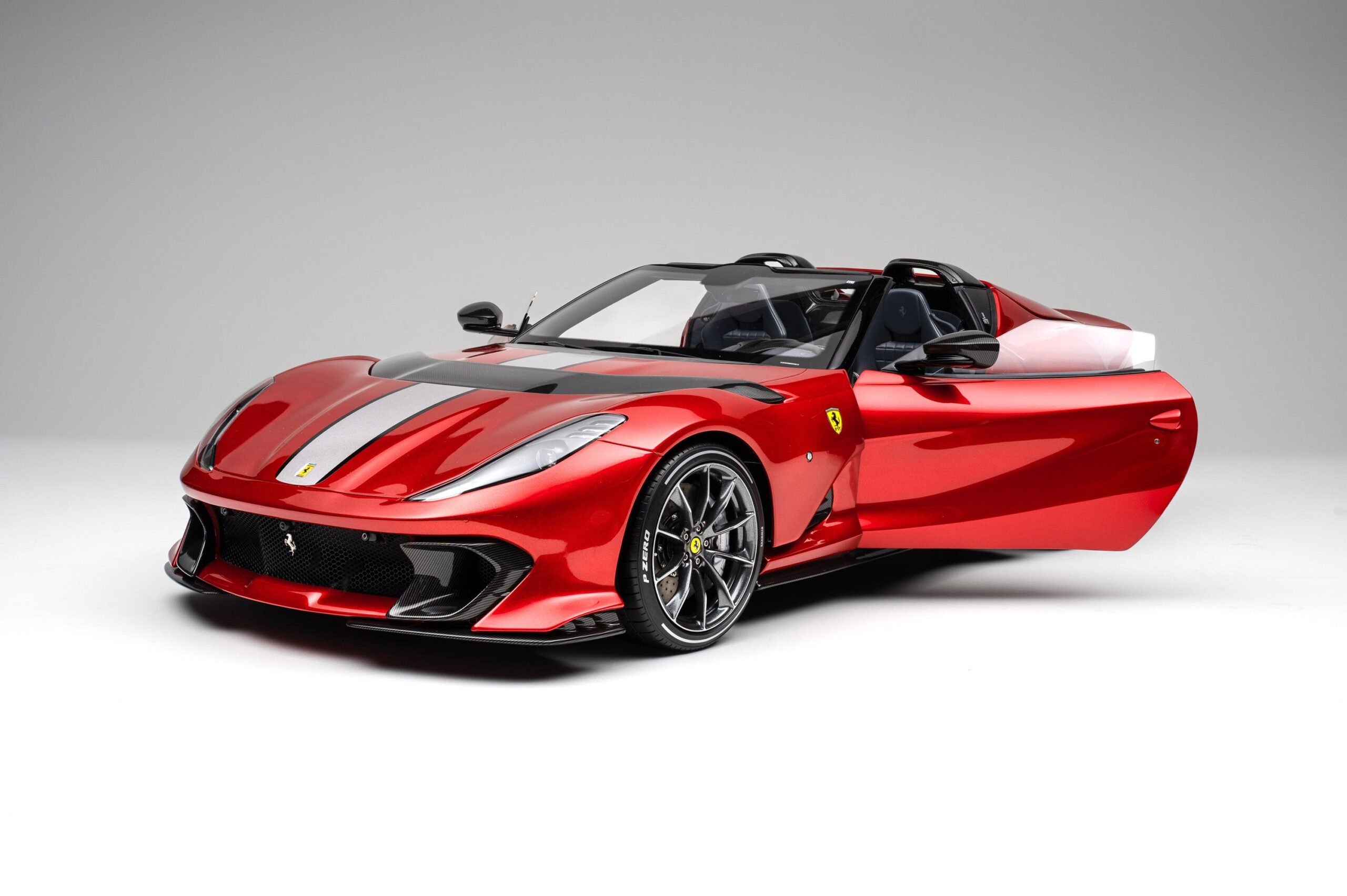 Amalgam Ferrari 812 Competizione A (2021) - Rot | 1:8 - Image 6