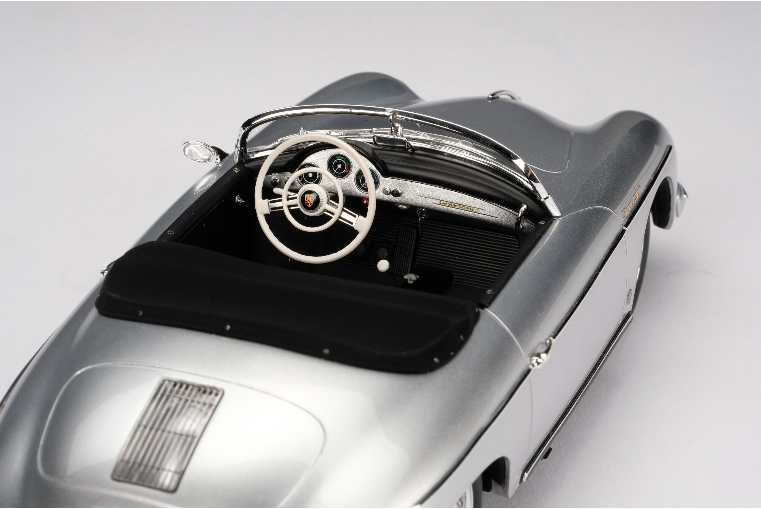 Amalgam Porsche 356A Speedster - Weiß | 1:18 - Image 11