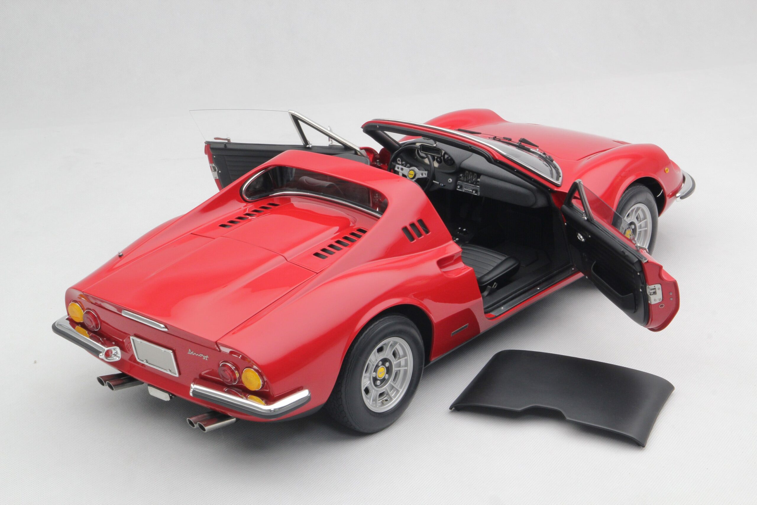 Amalgam Ferrari Dino 246 GTS (1972) - Rot | 1:8 - 画像32