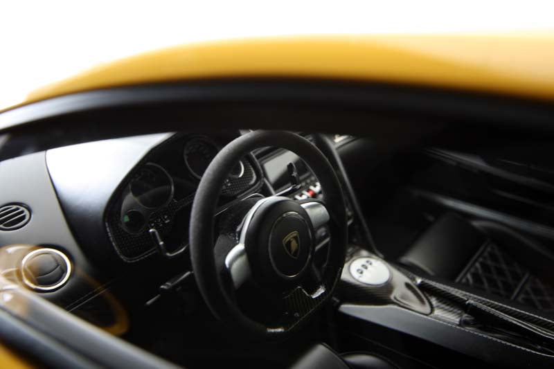 Amalgam Lamborghini Gallardo LP560-4 (2008) Genfer Auto-Salon - Gelb | 1:8 – Bild 19