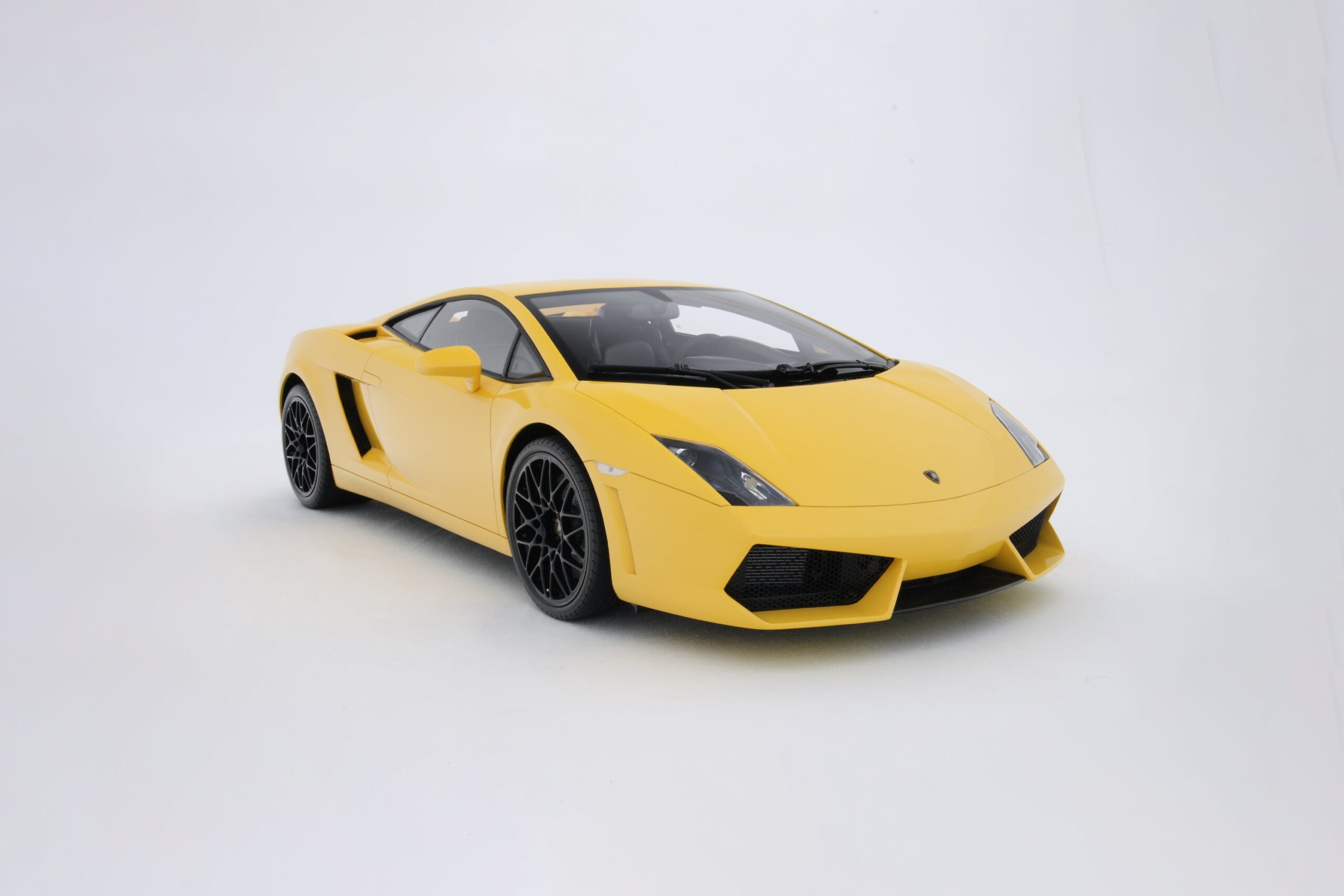 Amalgam Lamborghini Gallardo LP560-4 (2008) Genfer Auto-Salon - Gelb | 1:8 – Bild 23