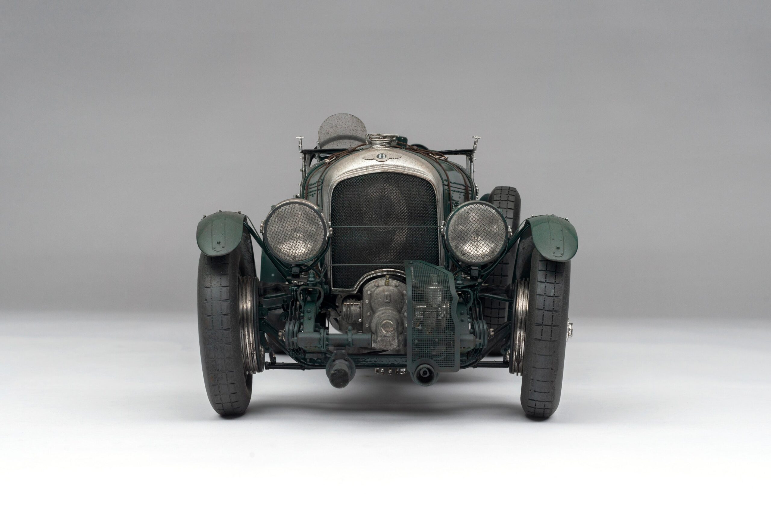 Amalgam Bentley Blower 1930 Le Mans Birkin & Chassagne Race Weathered - Grün | 1:8 – Bild 14