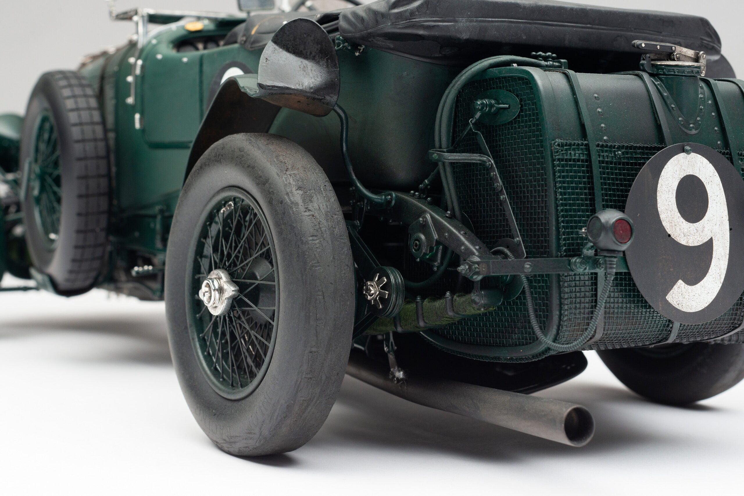 Amalgam Bentley Blower 1930 Le Mans Birkin & Chassagne Race Weathered - Grün | 1:8 – Bild 11