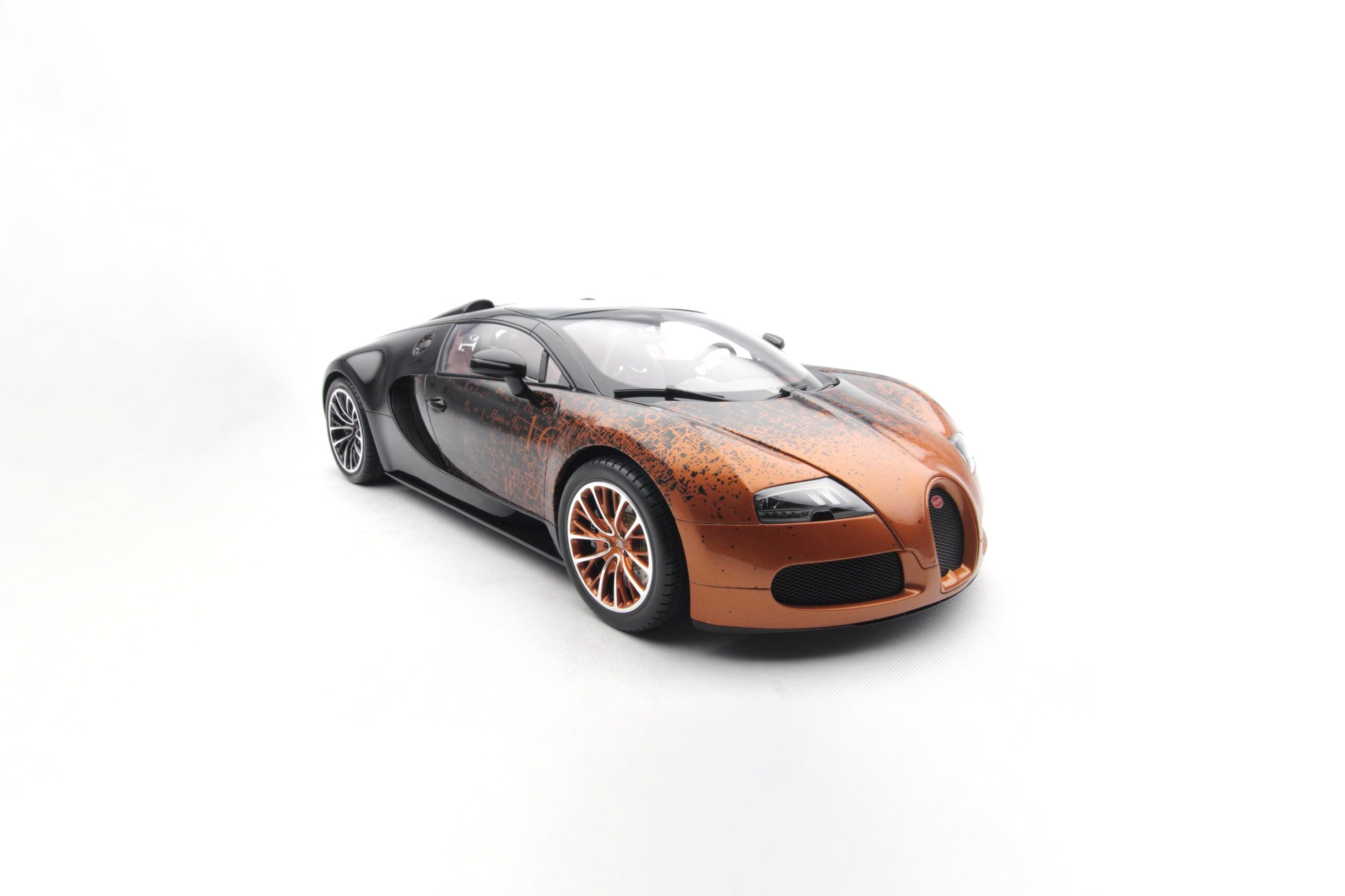 Amalgam Bugatti Veyron Tailor Made | 1:8 - Image 2