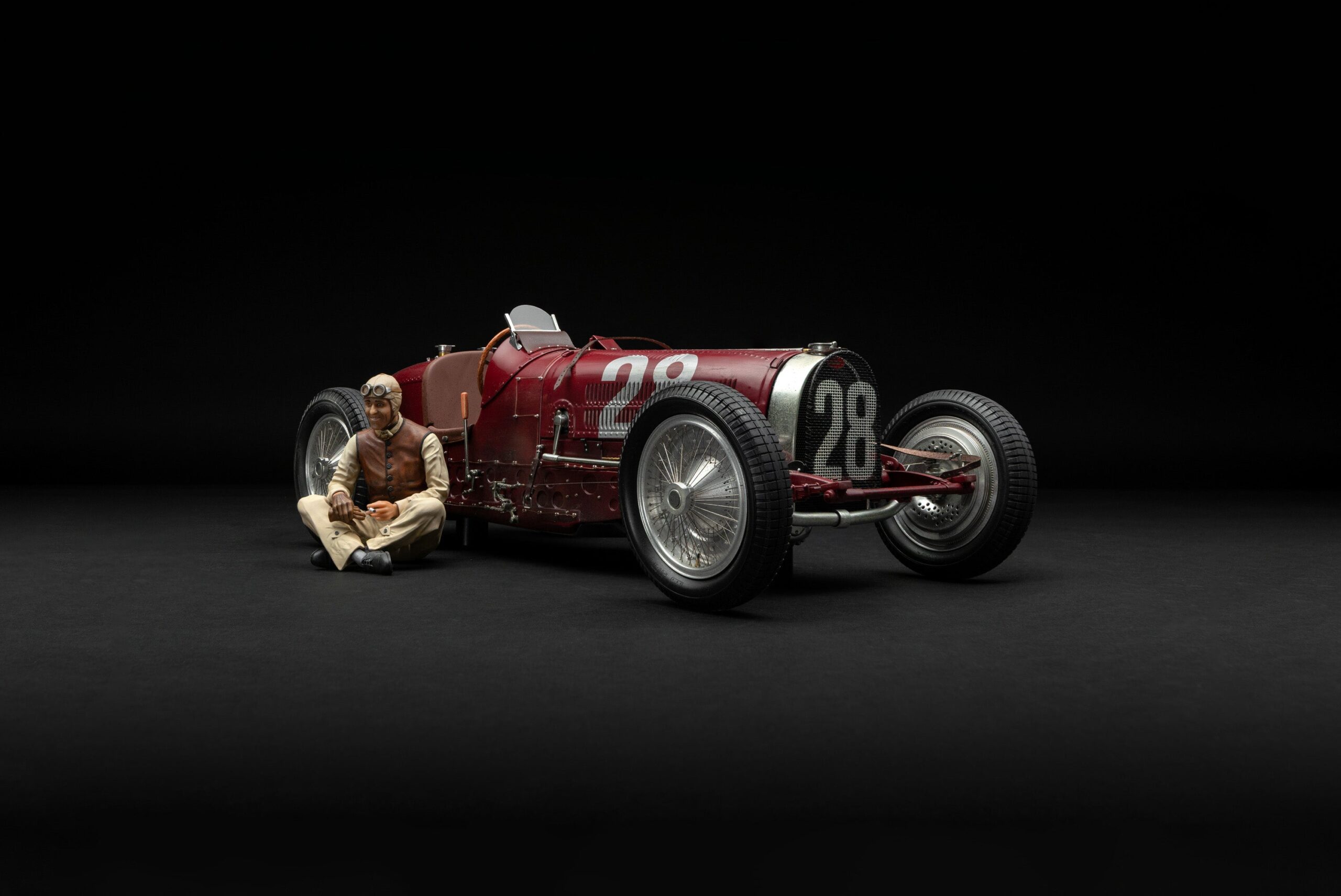 Amalgam Bugatti Type 59 1934 Monaco Grand Prix - Tazio Nuvolari Figure Edition - Rot | 1:8 - Image 2