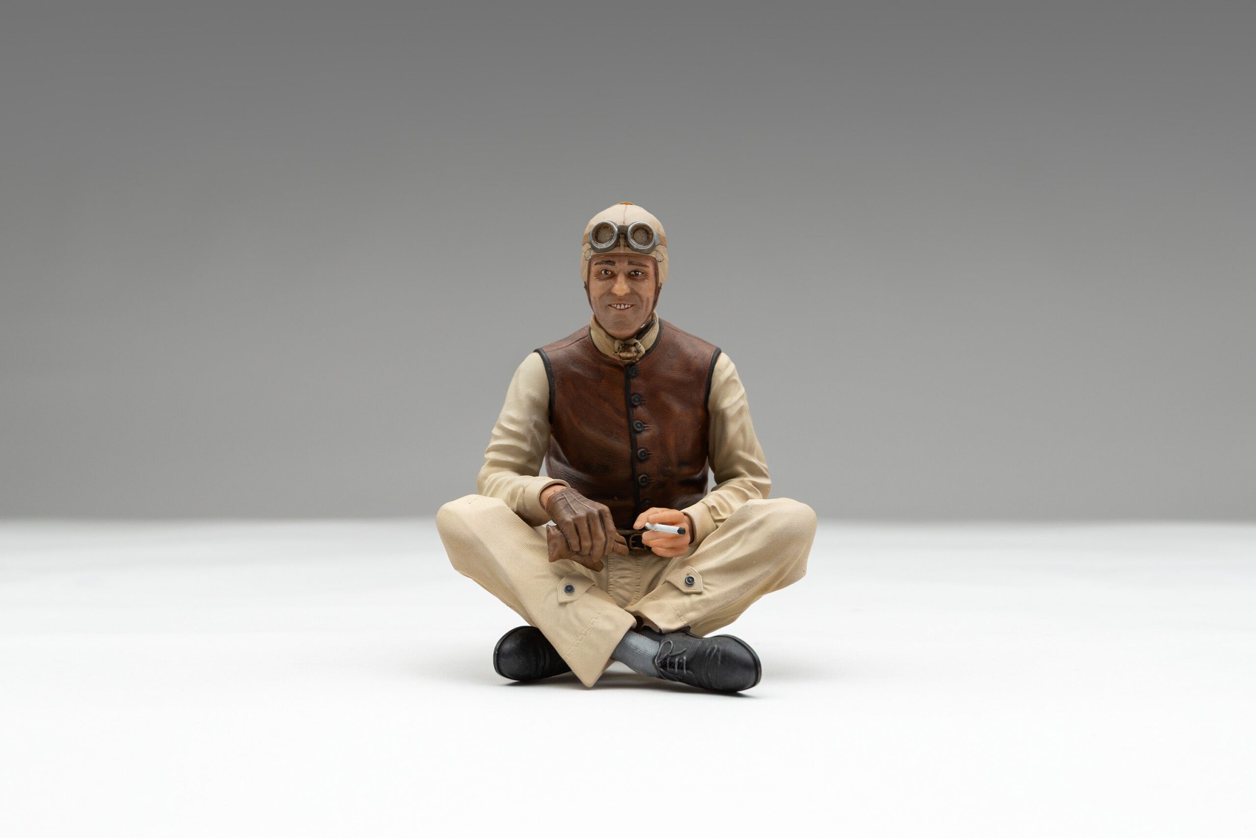 Amalgam Bugatti Type 59 1934 Monaco Grand Prix - Tazio Nuvolari Figure Edition - Rot | 1:8 - Image 5