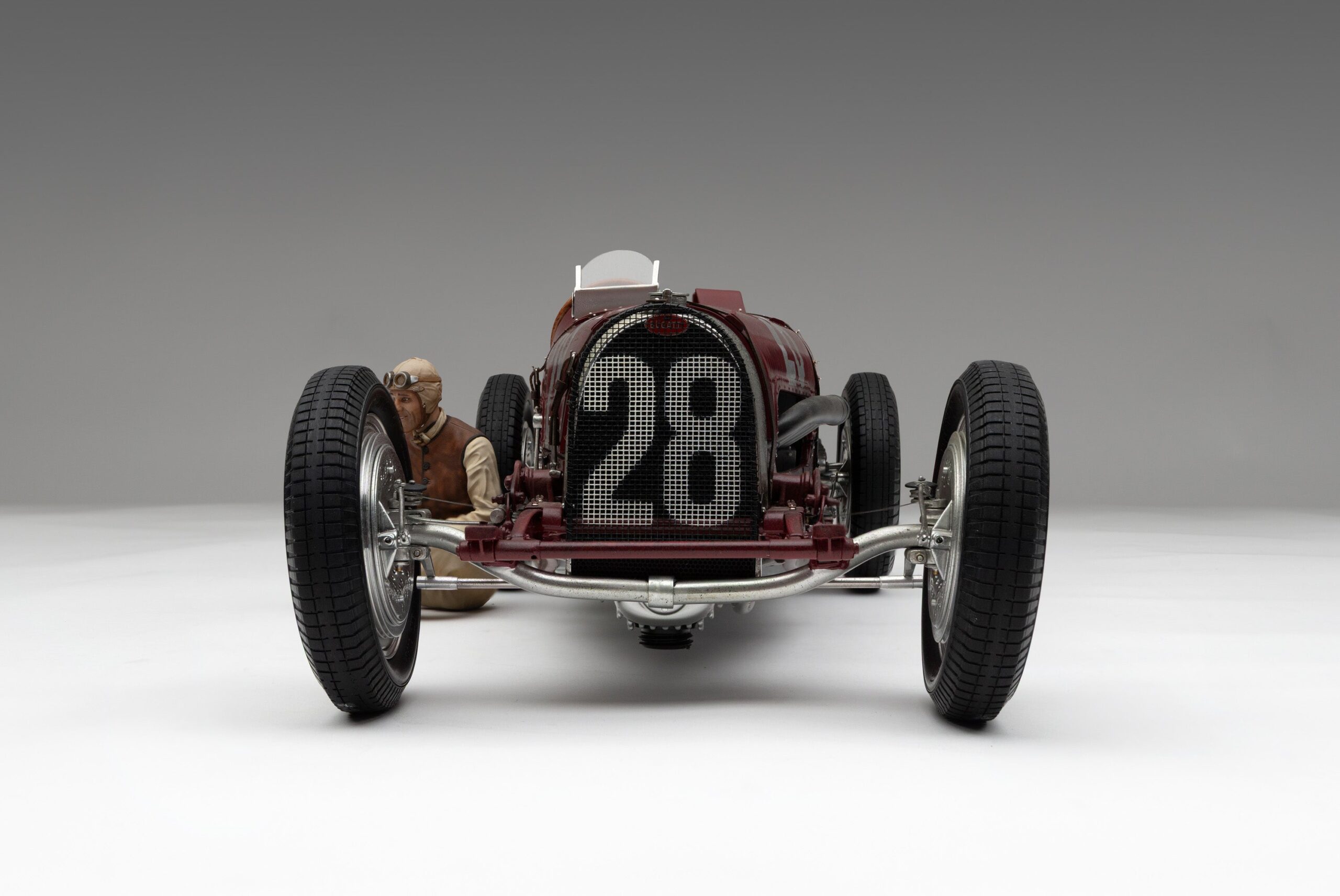 Amalgam Bugatti Type 59 1934 Monaco Grand Prix - Tazio Nuvolari Figure Edition - Rot | 1:8 - Image 9
