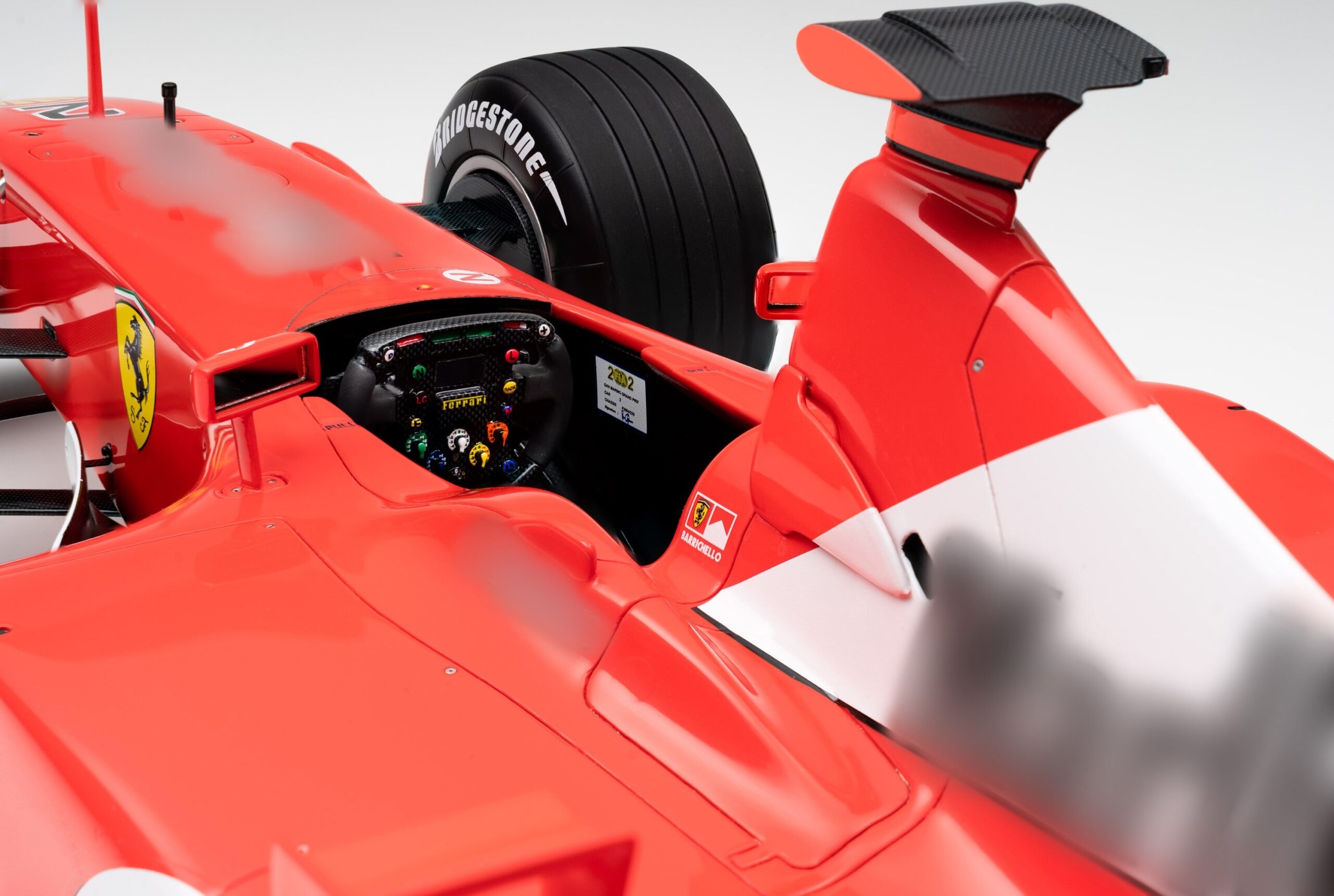 Amalgam Ferrari F2002 2002 Canadian Grand Prix - Rot | 1:8 – Bild 17