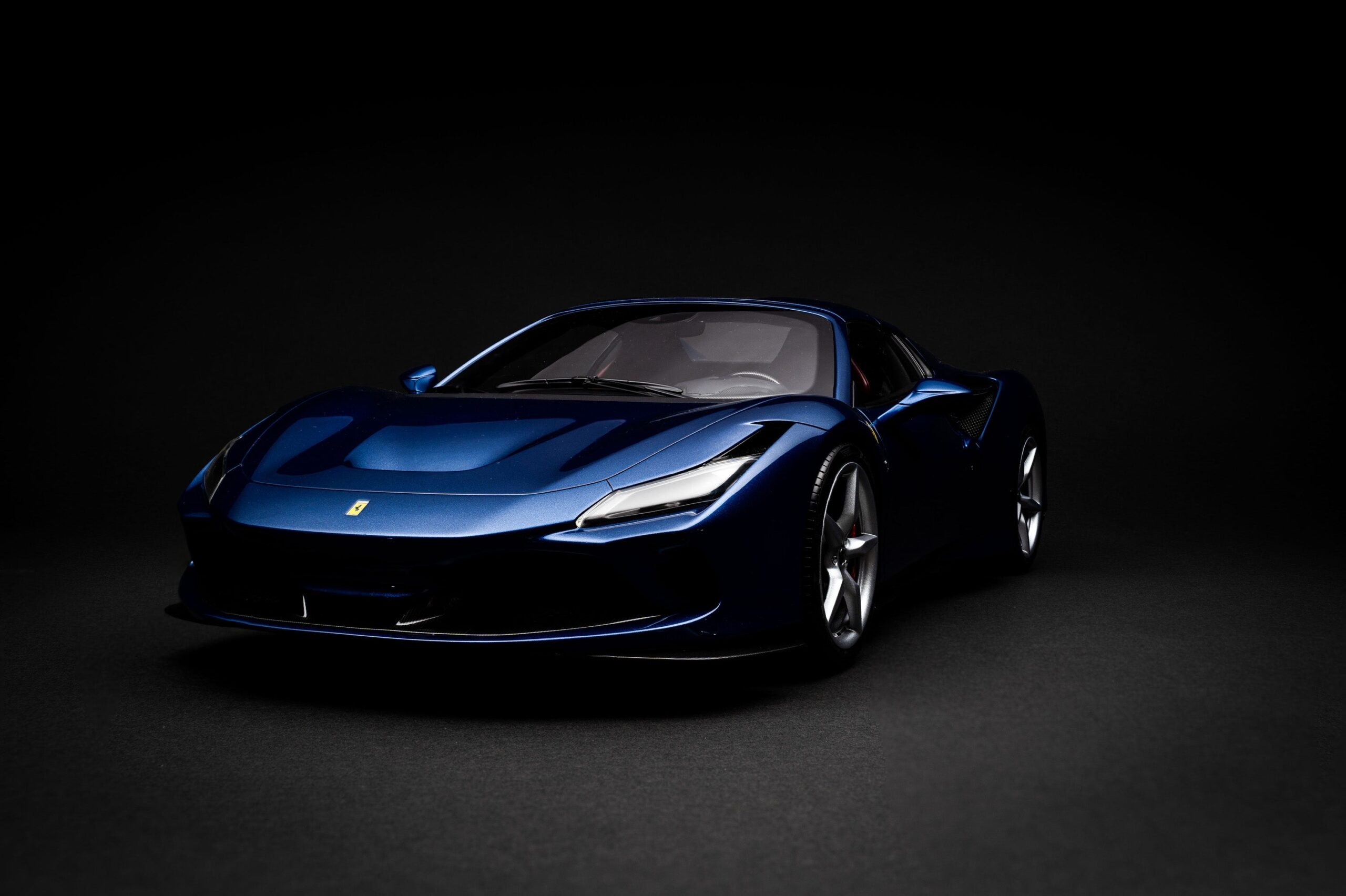 Amalgam Ferrari 488 GTB & Spider Tailor Made | 1:8 - Image 13