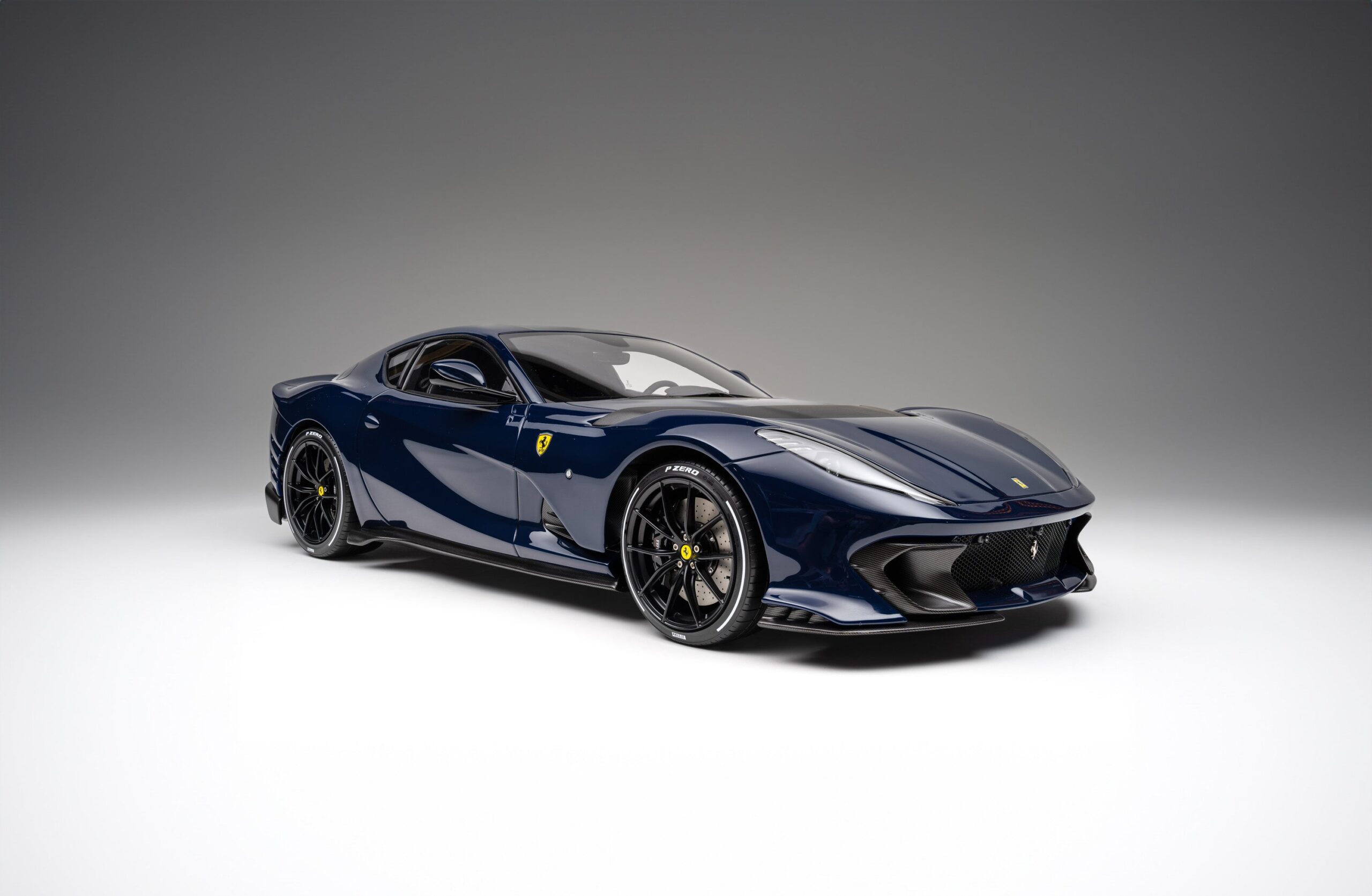 Amalgam Ferrari 812 Competizione & Competizione A Tailor Made | 1:8 - Image 7