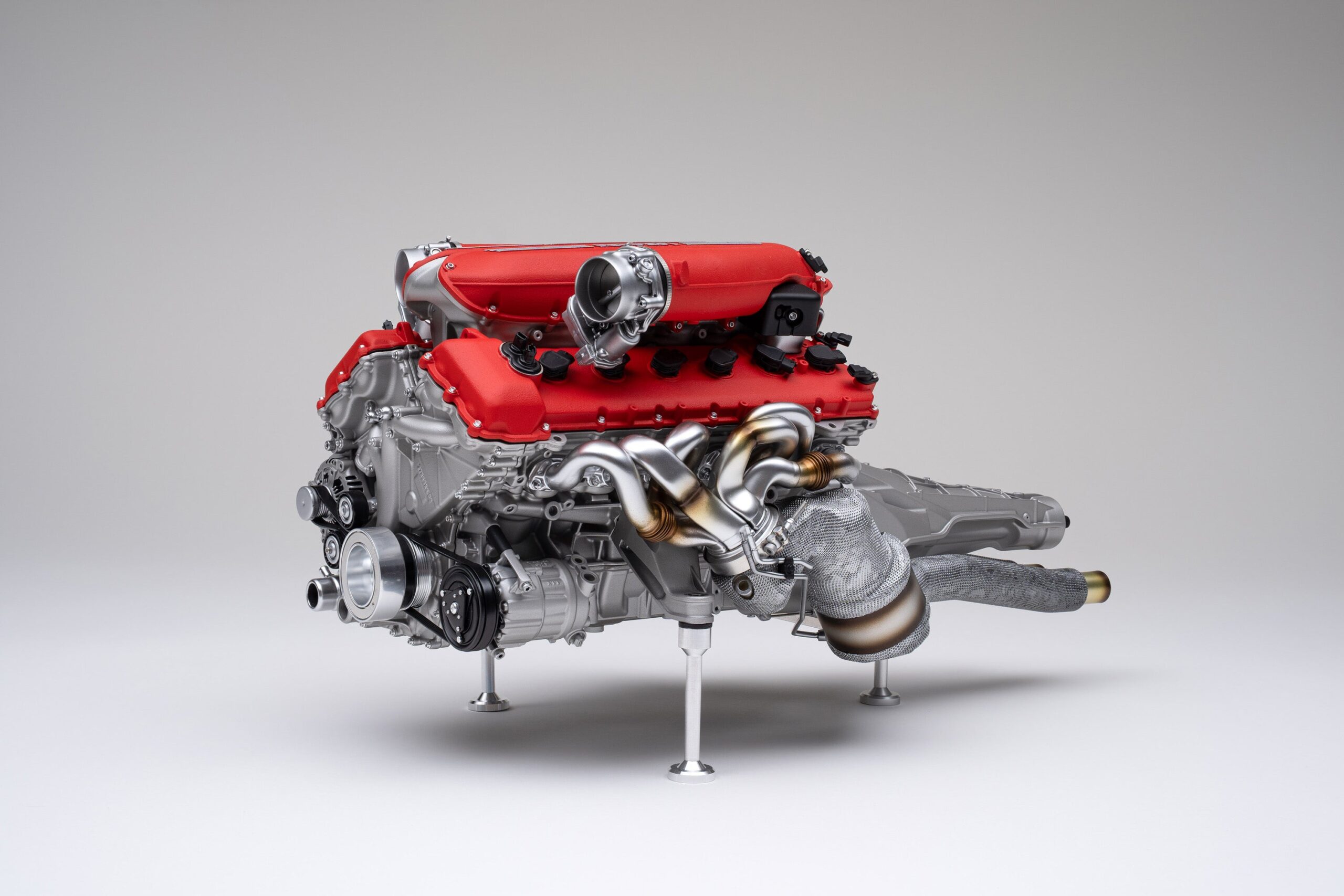 Amalgam Ferrari 12Cilindri V12 F140HD Engine and Gearbox | 1:4 - Imagen 8